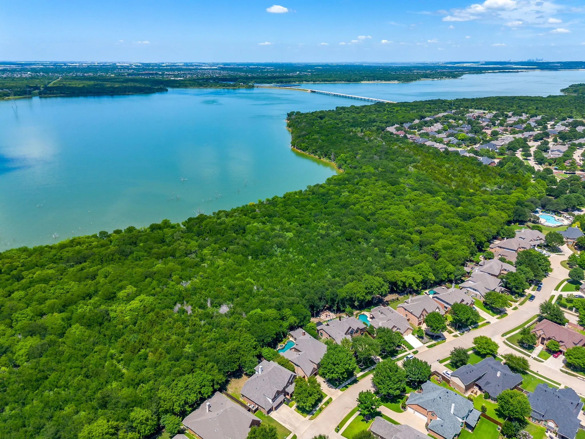 Single Family Residence For Sale in Tarrant County , 2620 Waters Edge Drive, Grand Prairie, Texas 75054, 4 Bedroom, 5 Bathroom, 2 Garage spaces, 4,736 Sqft, built in 2005, mls#21288167, Real Estate Agent in Grand Prairie, Homes For Sale in Tarrant county, Homes For Sale in Grand Prairie, Realtor in Grand Prairie Texas, Real Estate Brokerage Independent Realty Texas, Luminita Cordes Realtor
