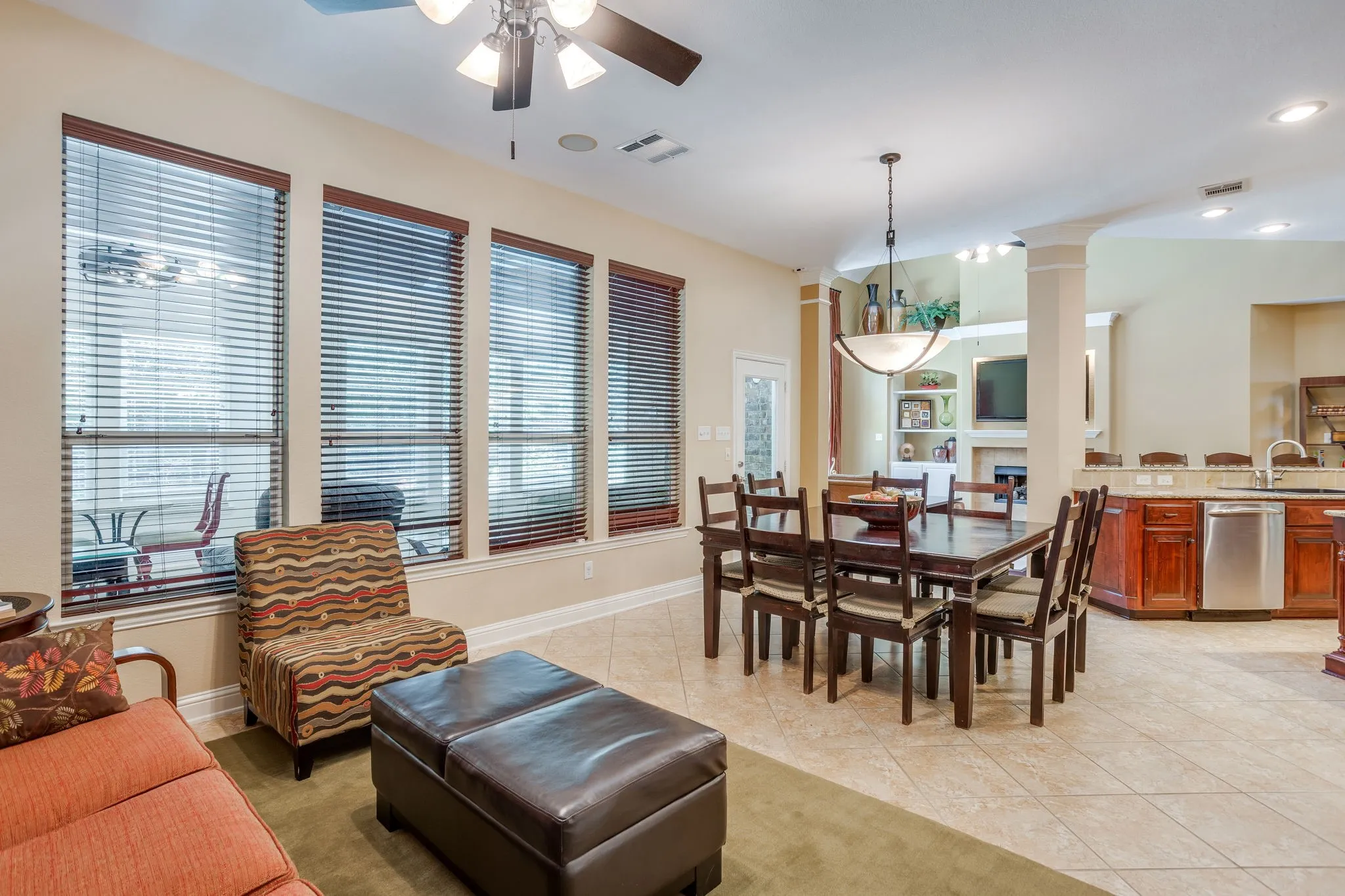 Single Family Residence For Sale in Tarrant County , 2620 Waters Edge Drive, Grand Prairie, Texas 75054, 4 Bedroom, 5 Bathroom, 2 Garage spaces, 4,736 Sqft, built in 2005, mls#21288167, Real Estate Agent in Grand Prairie, Homes For Sale in Tarrant county, Homes For Sale in Grand Prairie, Realtor in Grand Prairie Texas, Real Estate Brokerage Independent Realty Texas, Luminita Cordes Realtor
