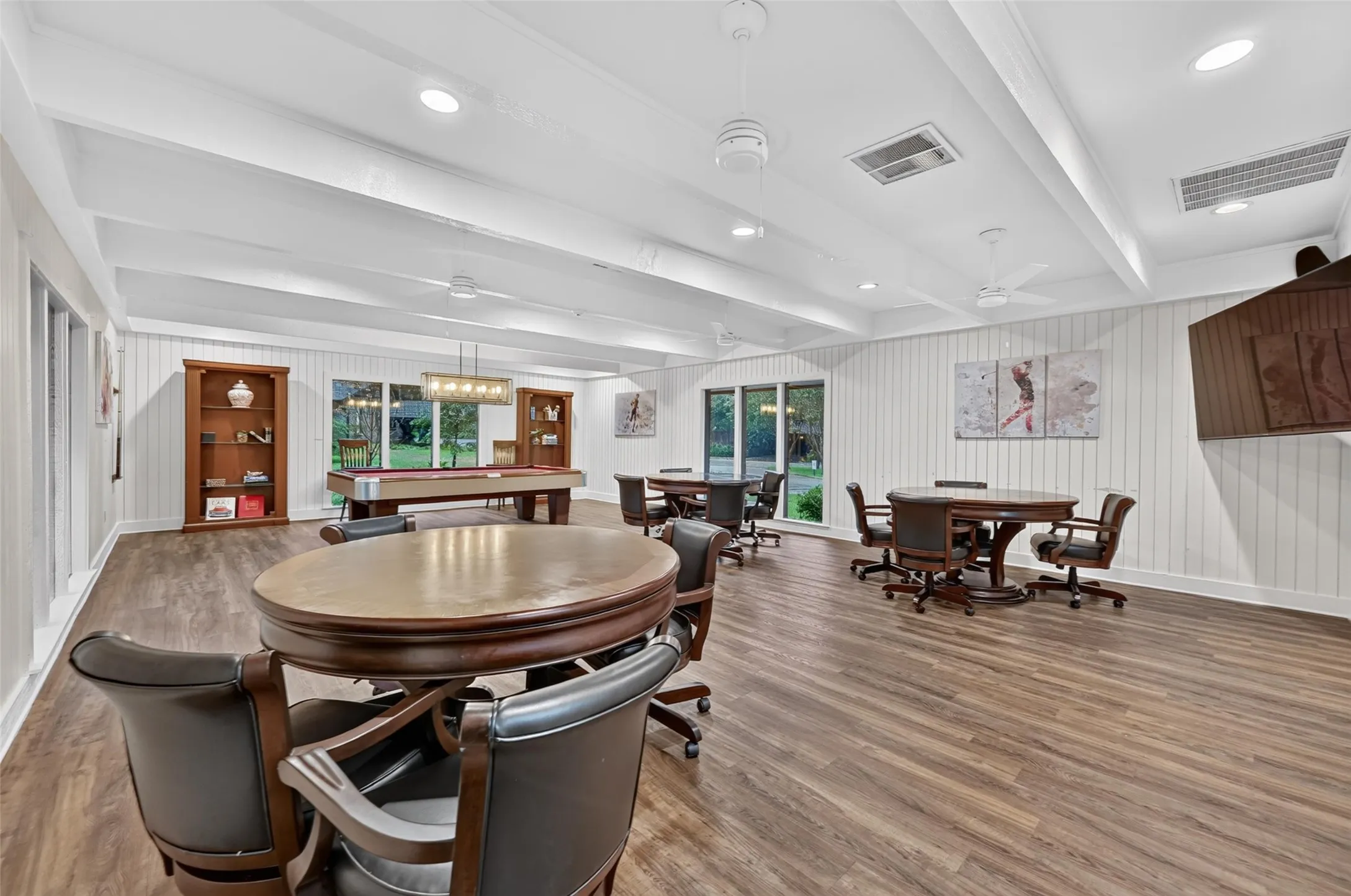 Spacious recreational room in  the  Club