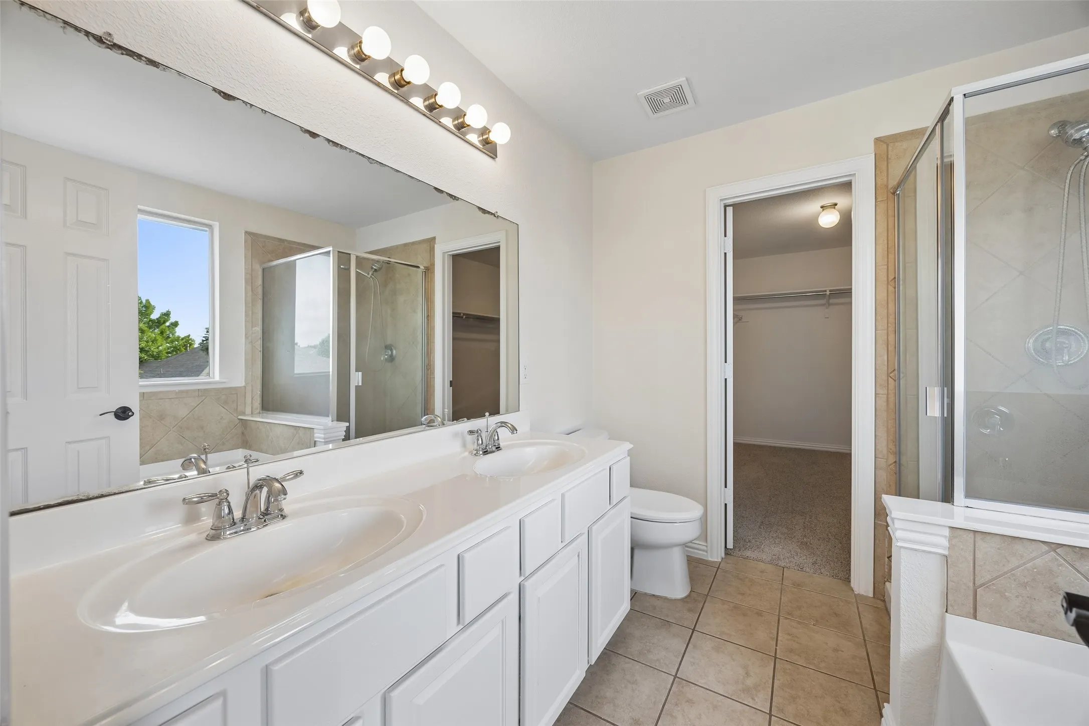 Single Family Residence For Sale in Collin County , 1129 Honeywell Drive, Anna, Texas 75409, 4 Bedroom, 3 Bathroom, 2 Garage spaces, 2,736 Sqft, built in 2007, mls#21287415, Real Estate Agent in Anna, Homes For Sale in Collin county, Homes For Sale in Anna, Realtor in Anna Texas, Real Estate Brokerage Independent Realty Texas, Luminita Cordes Realtor