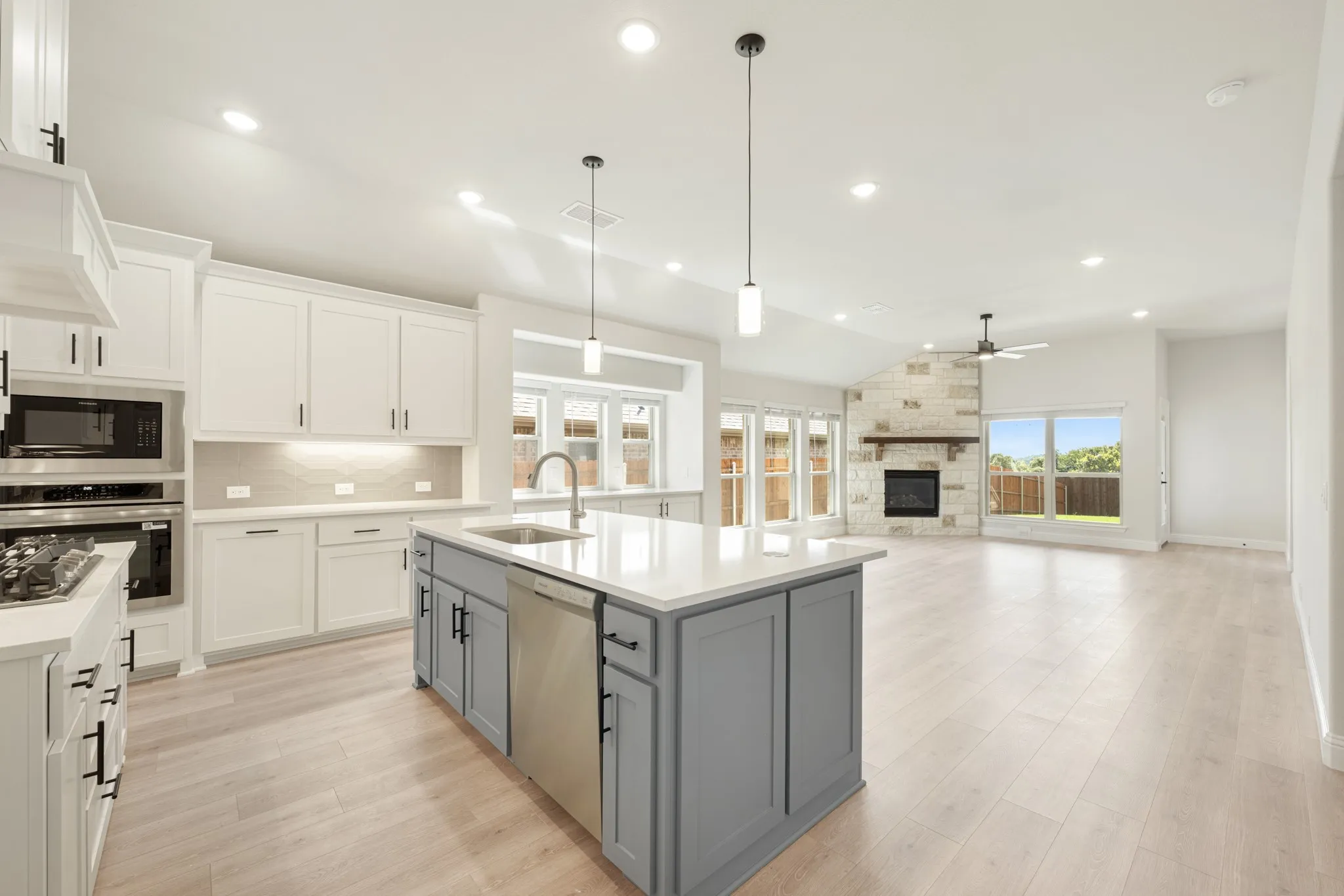 Single Family Residence For Sale in Parker County , 137 Kingfisher Lane, Aledo, Texas 76008, 4 Bedroom, 3 Bathroom, 2 Garage spaces, 2,454 Sqft, built in 2026, mls#21289067, Real Estate Agent in Aledo, Homes For Sale in Parker county, Homes For Sale in Aledo, Realtor in Aledo Texas, Real Estate Brokerage Independent Realty Texas, Luminita Cordes Realtor