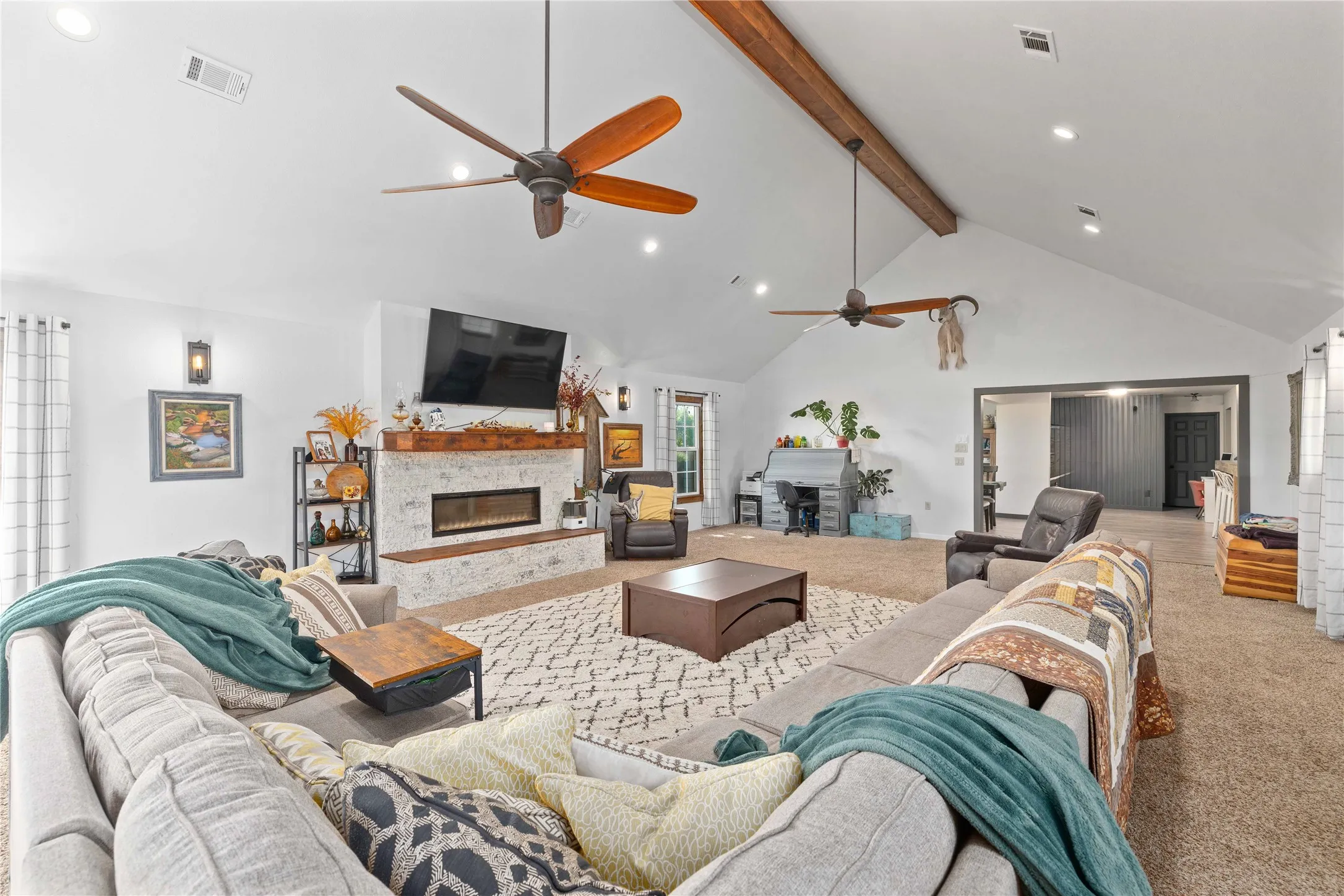 Single Family Residence For Sale in Coleman County , 883 Santa Anna Ave, Coleman, Texas 76834, 4 Bedroom, 3 Bathroom, Garage spaces, 3,282 Sqft, built in 0, mls#21288495, Real Estate Agent in Coleman, Homes For Sale in Coleman county, Homes For Sale in Coleman, Realtor in Coleman Texas, Real Estate Brokerage Independent Realty Texas, Luminita Cordes Realtor