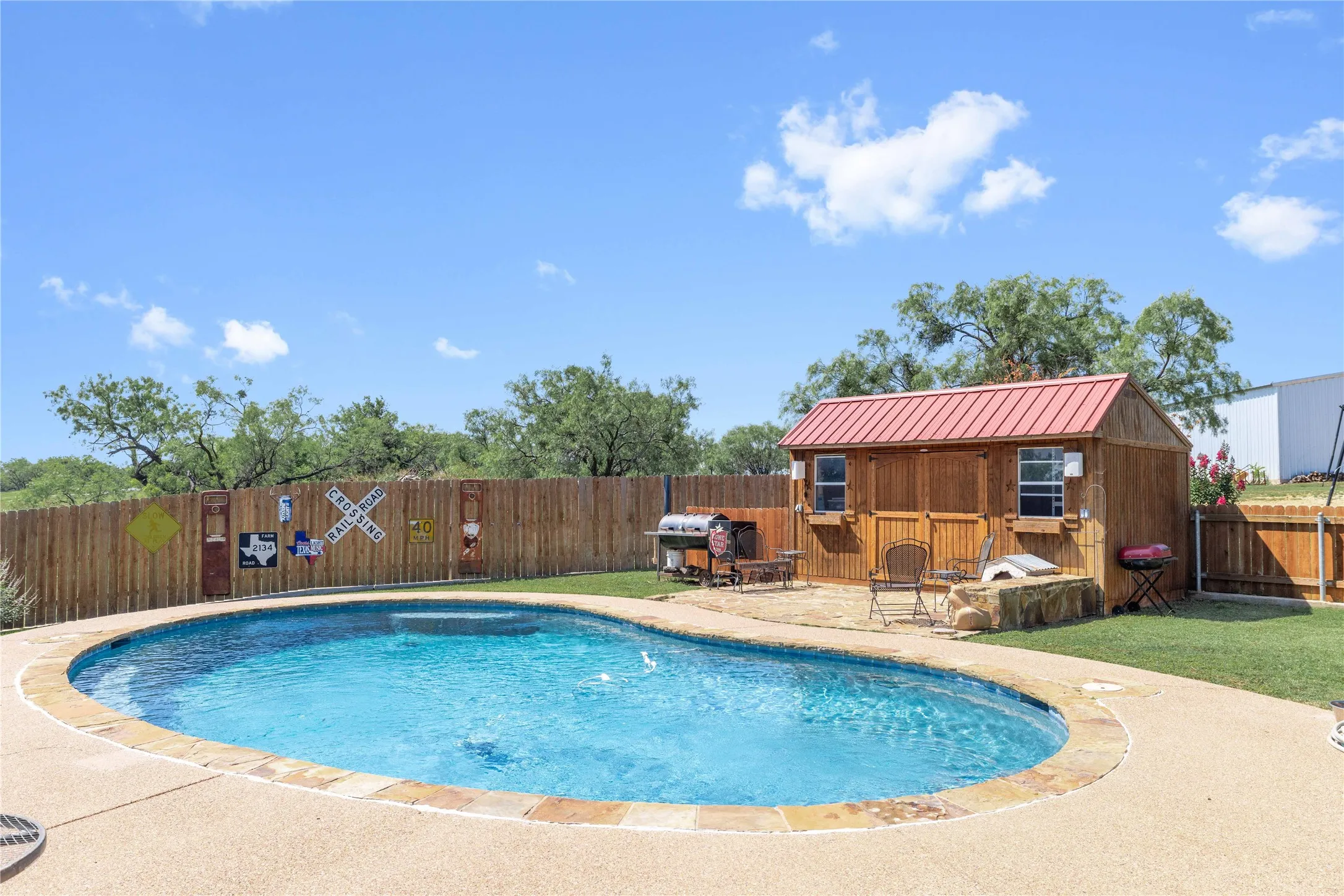 Single Family Residence For Sale in Coleman County , 883 Santa Anna Ave, Coleman, Texas 76834, 4 Bedroom, 3 Bathroom, Garage spaces, 3,282 Sqft, built in 0, mls#21288495, Real Estate Agent in Coleman, Homes For Sale in Coleman county, Homes For Sale in Coleman, Realtor in Coleman Texas, Real Estate Brokerage Independent Realty Texas, Luminita Cordes Realtor