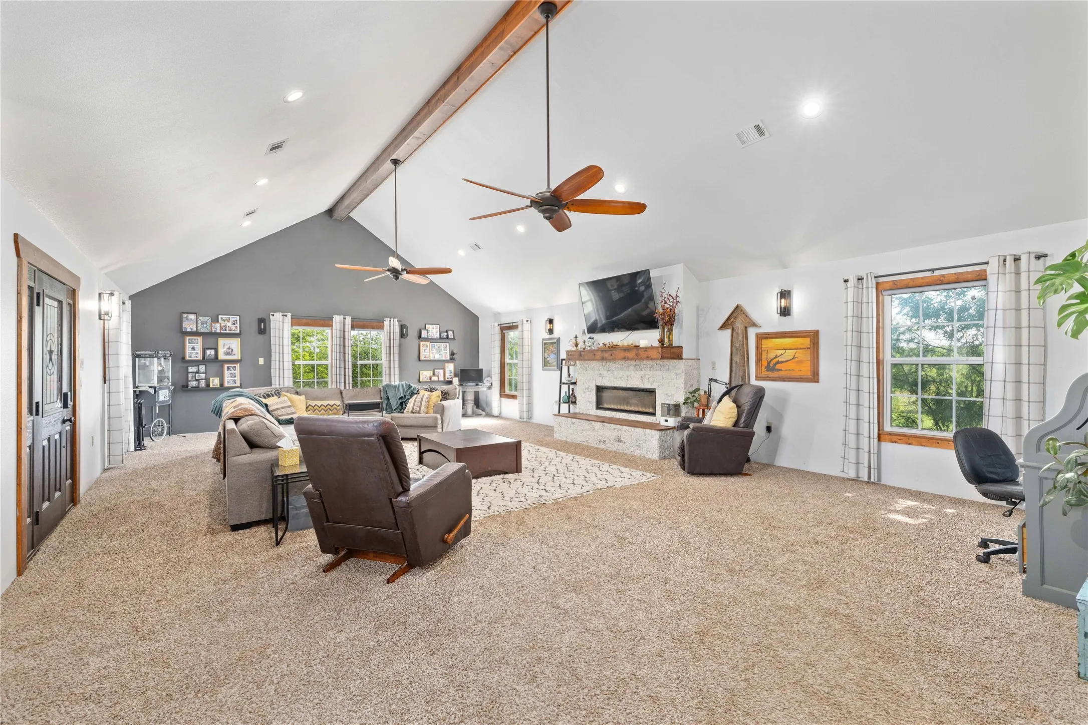 Single Family Residence For Sale in Coleman County , 883 Santa Anna Ave, Coleman, Texas 76834, 4 Bedroom, 3 Bathroom, Garage spaces, 3,282 Sqft, built in 0, mls#21288495, Real Estate Agent in Coleman, Homes For Sale in Coleman county, Homes For Sale in Coleman, Realtor in Coleman Texas, Real Estate Brokerage Independent Realty Texas, Luminita Cordes Realtor