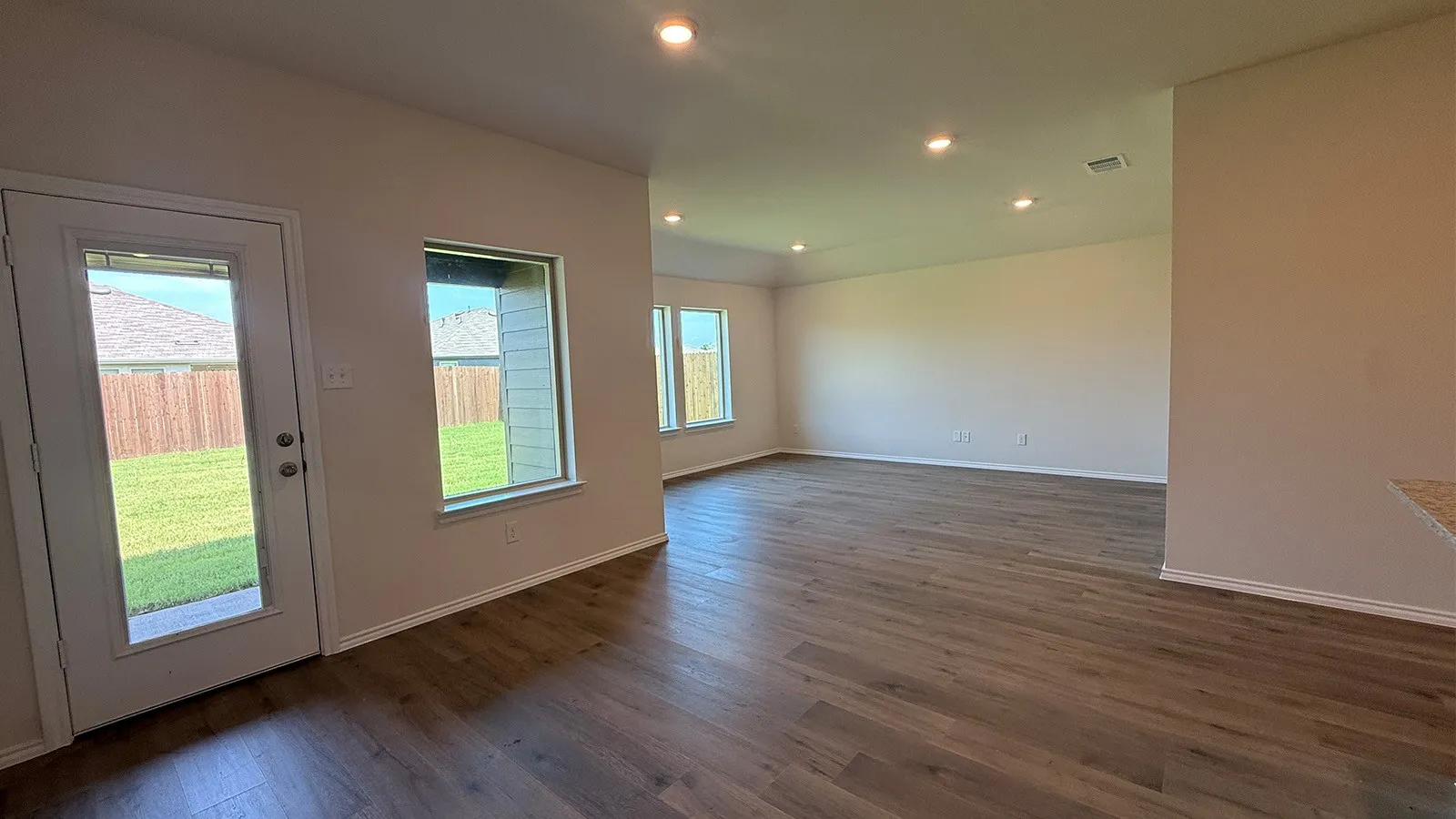 Single Family Residence For Sale in Hunt County , 604 Edge Hill Lane, Josephine, Texas 75135, 3 Bedroom, 2 Bathroom, 2 Garage spaces, 1,617 Sqft, built in 2026, mls#21289108, Real Estate Agent in Josephine, Homes For Sale in Hunt county, Homes For Sale in Josephine, Realtor in Josephine Texas, Real Estate Brokerage Independent Realty Texas, Luminita Cordes Realtor