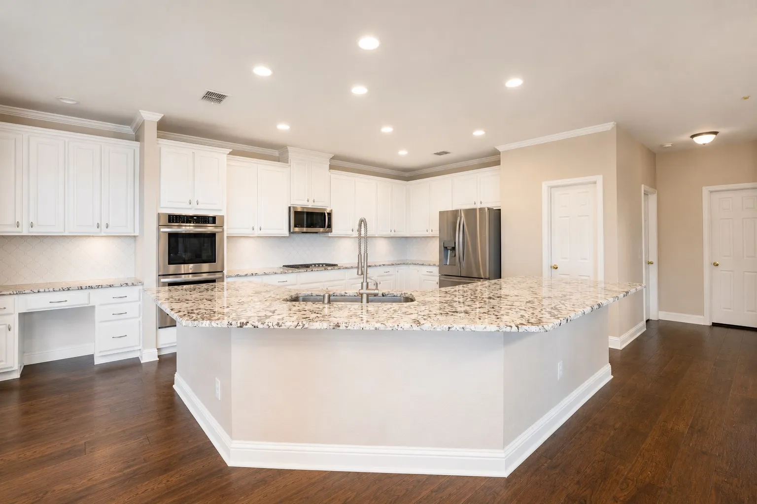 Single Family Residence For Rent in Collin County , 4453 Red Barn Drive, Richardson, Texas 75082, 5 Bedroom, 4 Bathroom, 3 Garage spaces, 4,289 Sqft, built in 2001, mls#21287875, Real Estate Agent in Richardson, Homes For Rent in Collin county, Homes For Rent in Richardson, Realtor in Richardson Texas, Real Estate Brokerage Independent Realty Texas, Luminita Cordes Realtor