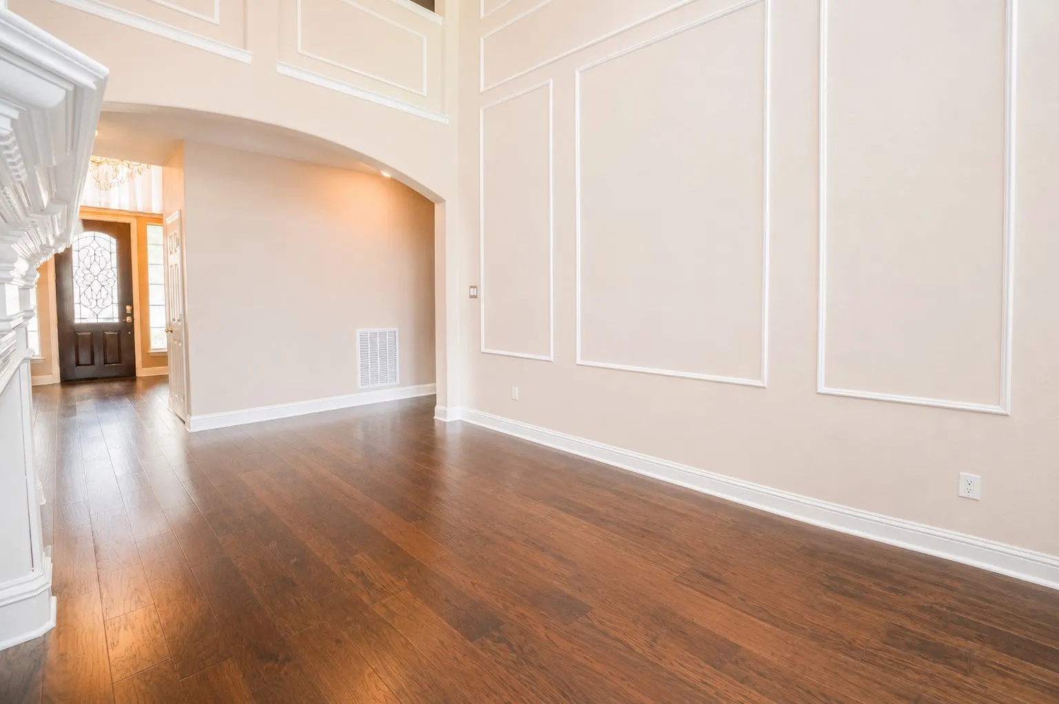 Single Family Residence For Rent in Collin County , 4453 Red Barn Drive, Richardson, Texas 75082, 5 Bedroom, 4 Bathroom, 3 Garage spaces, 4,289 Sqft, built in 2001, mls#21287875, Real Estate Agent in Richardson, Homes For Rent in Collin county, Homes For Rent in Richardson, Realtor in Richardson Texas, Real Estate Brokerage Independent Realty Texas, Luminita Cordes Realtor