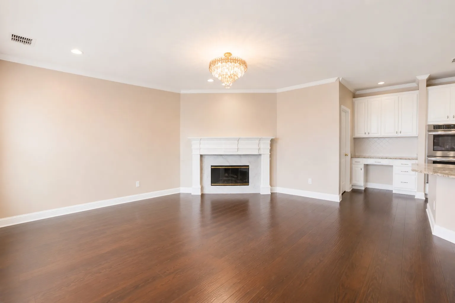 Single Family Residence For Rent in Collin County , 4453 Red Barn Drive, Richardson, Texas 75082, 5 Bedroom, 4 Bathroom, 3 Garage spaces, 4,289 Sqft, built in 2001, mls#21287875, Real Estate Agent in Richardson, Homes For Rent in Collin county, Homes For Rent in Richardson, Realtor in Richardson Texas, Real Estate Brokerage Independent Realty Texas, Luminita Cordes Realtor