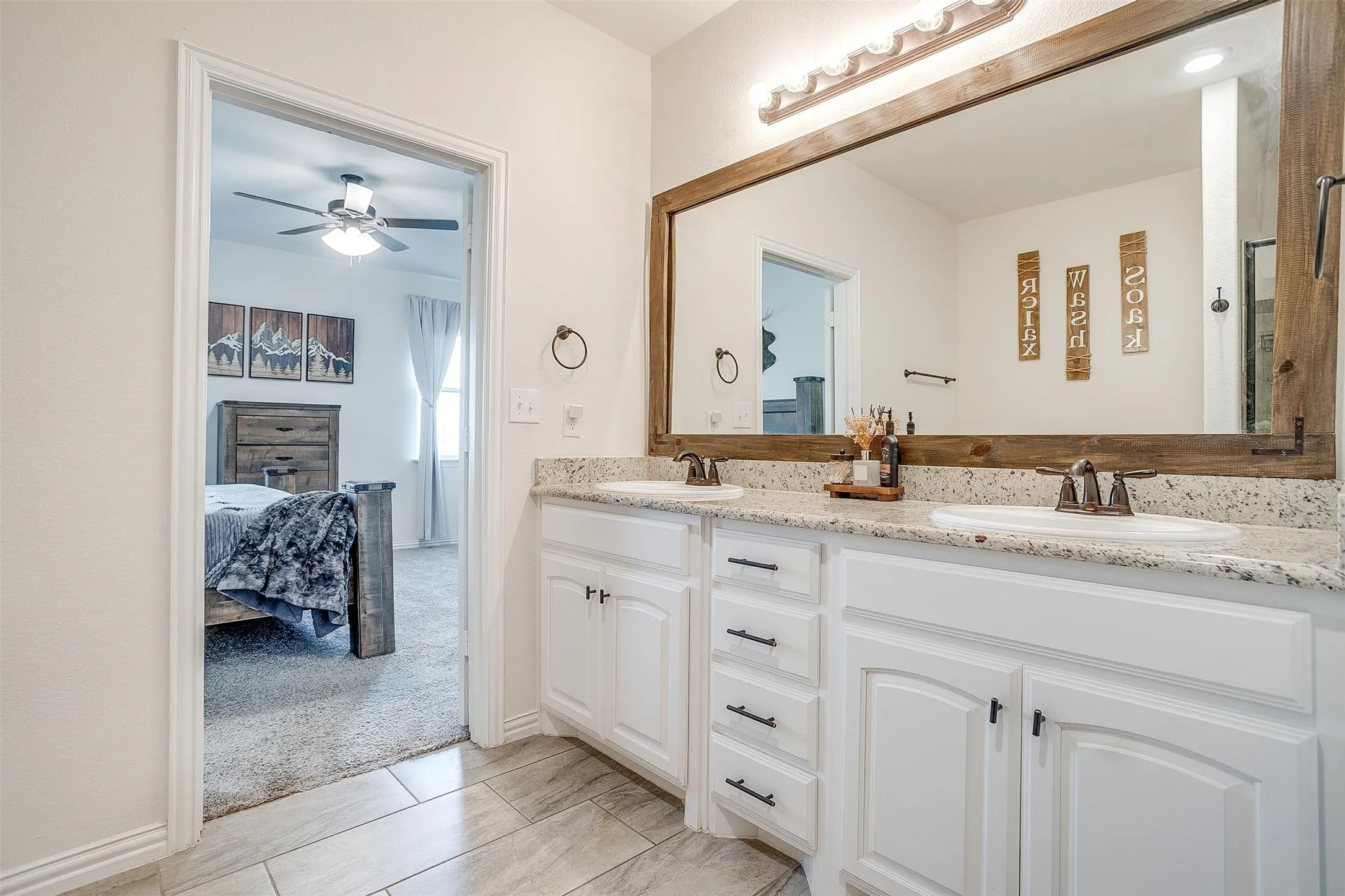 Single Family Residence For Sale in Parker County , 340 Sanger Drive, Springtown, Texas 76082, 4 Bedroom, 3 Bathroom, 3 Garage spaces, 2,628 Sqft, built in 2022, mls#21286253, Real Estate Agent in Springtown, Homes For Sale in Parker county, Homes For Sale in Springtown, Realtor in Springtown Texas, Real Estate Brokerage Independent Realty Texas, Luminita Cordes Realtor
