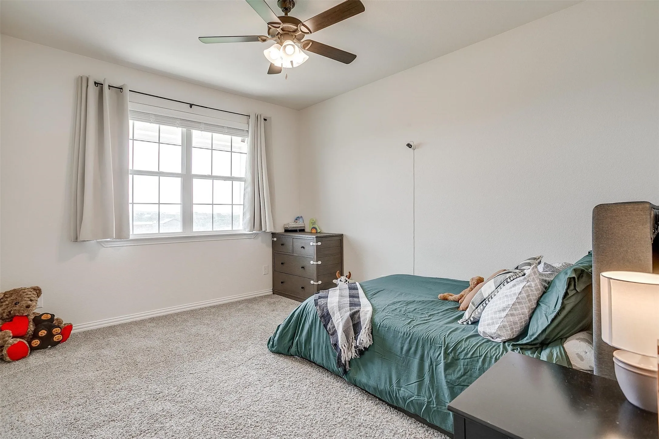 Single Family Residence For Sale in Parker County , 340 Sanger Drive, Springtown, Texas 76082, 4 Bedroom, 3 Bathroom, 3 Garage spaces, 2,628 Sqft, built in 2022, mls#21286253, Real Estate Agent in Springtown, Homes For Sale in Parker county, Homes For Sale in Springtown, Realtor in Springtown Texas, Real Estate Brokerage Independent Realty Texas, Luminita Cordes Realtor