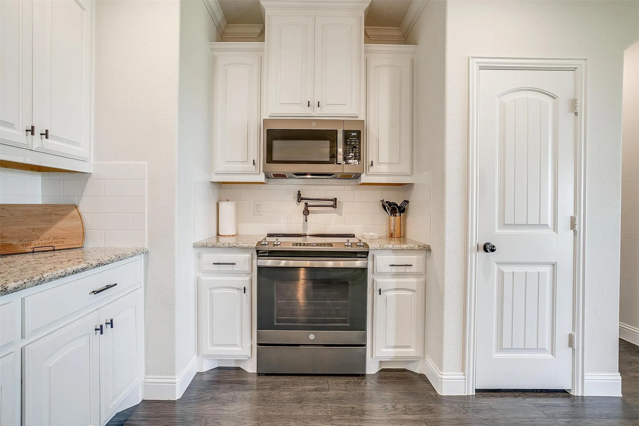 Single Family Residence For Sale in Parker County , 340 Sanger Drive, Springtown, Texas 76082, 4 Bedroom, 3 Bathroom, 3 Garage spaces, 2,628 Sqft, built in 2022, mls#21286253, Real Estate Agent in Springtown, Homes For Sale in Parker county, Homes For Sale in Springtown, Realtor in Springtown Texas, Real Estate Brokerage Independent Realty Texas, Luminita Cordes Realtor