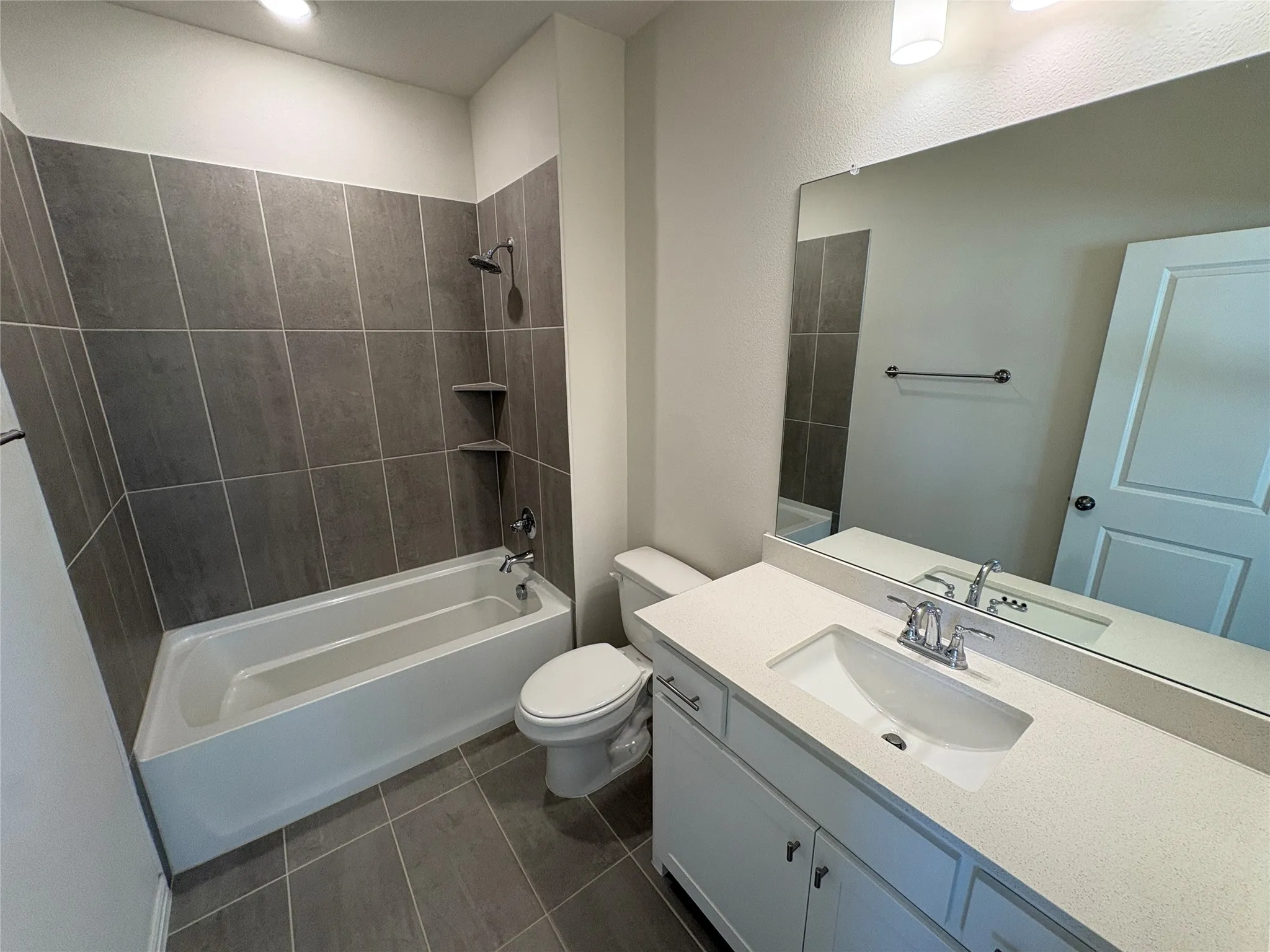 Townhouse For Rent in Denton County , 416 4th Street, Argyle, Texas 76226, 3 Bedroom, 3 Bathroom, 2 Garage spaces, 2,044 Sqft, built in 2023, mls#21289171, Real Estate Agent in Argyle, Homes For Rent in Denton county, Homes For Rent in Argyle, Realtor in Argyle Texas, Real Estate Brokerage Independent Realty Texas, Luminita Cordes Realtor