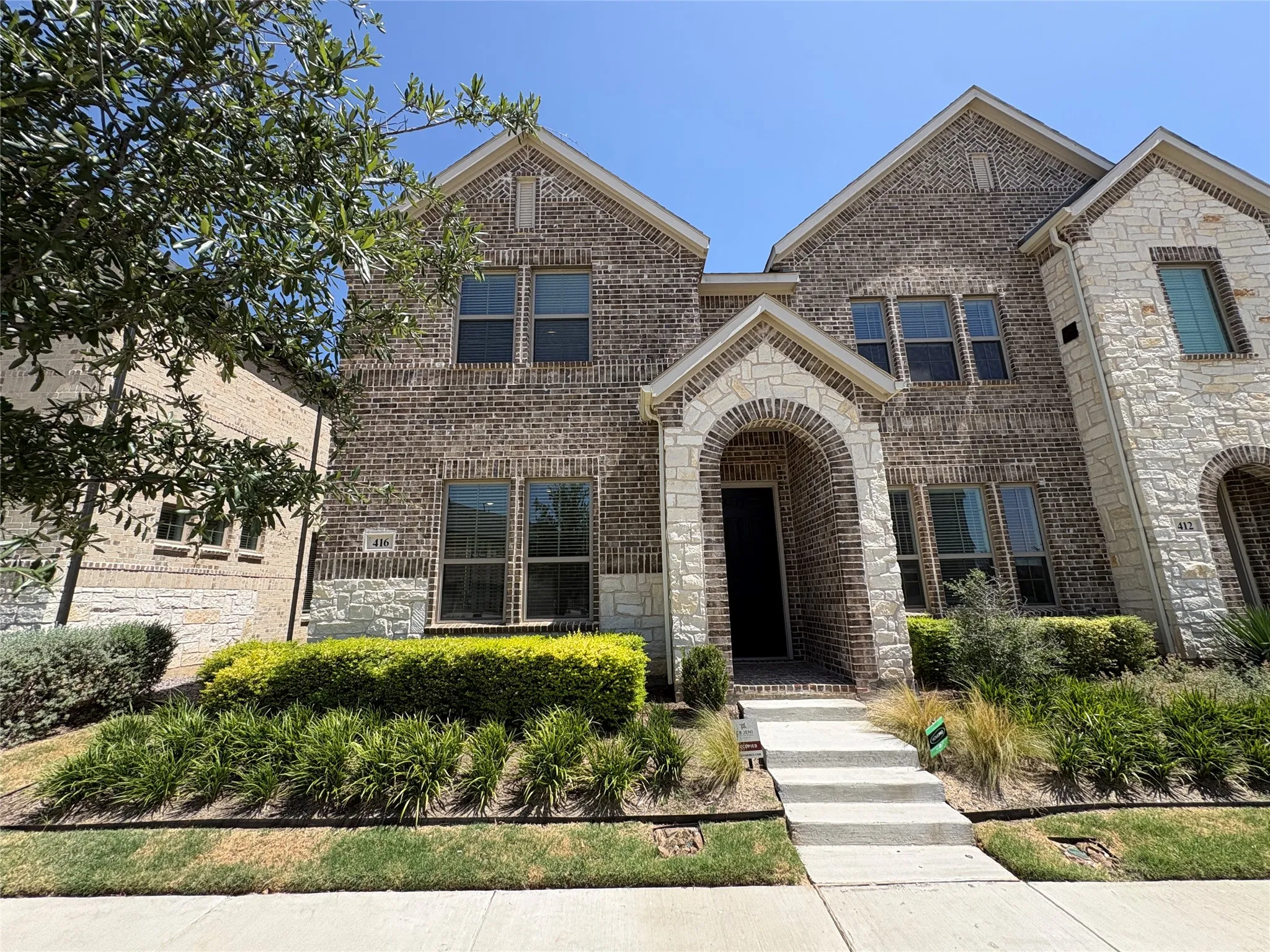Townhouse For Rent in Denton County , 416 4th Street, Argyle, Texas 76226, 3 Bedroom, 3 Bathroom, 2 Garage spaces, 2,044 Sqft, built in 2023, mls#21289171, Real Estate Agent in Argyle, Homes For Rent in Denton county, Homes For Rent in Argyle, Realtor in Argyle Texas, Real Estate Brokerage Independent Realty Texas, Luminita Cordes Realtor