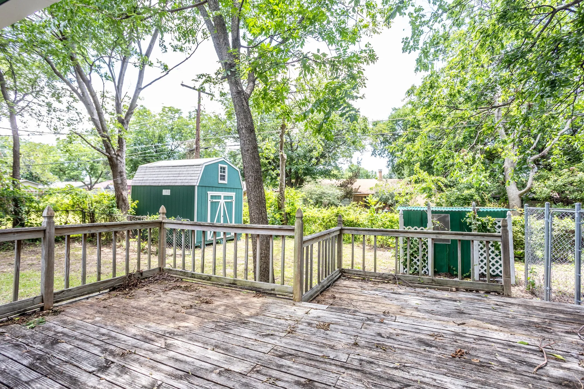 Single Family Residence For Sale in Dallas County , 410 E Mona Avenue, Duncanville, Texas 75137, 3 Bedroom, 2 Bathroom, 2 Garage spaces, 1,374 Sqft, built in 1964, mls#21287301, Real Estate Agent in Duncanville, Homes For Sale in Dallas county, Homes For Sale in Duncanville, Realtor in Duncanville Texas, Real Estate Brokerage Independent Realty Texas, Luminita Cordes Realtor
