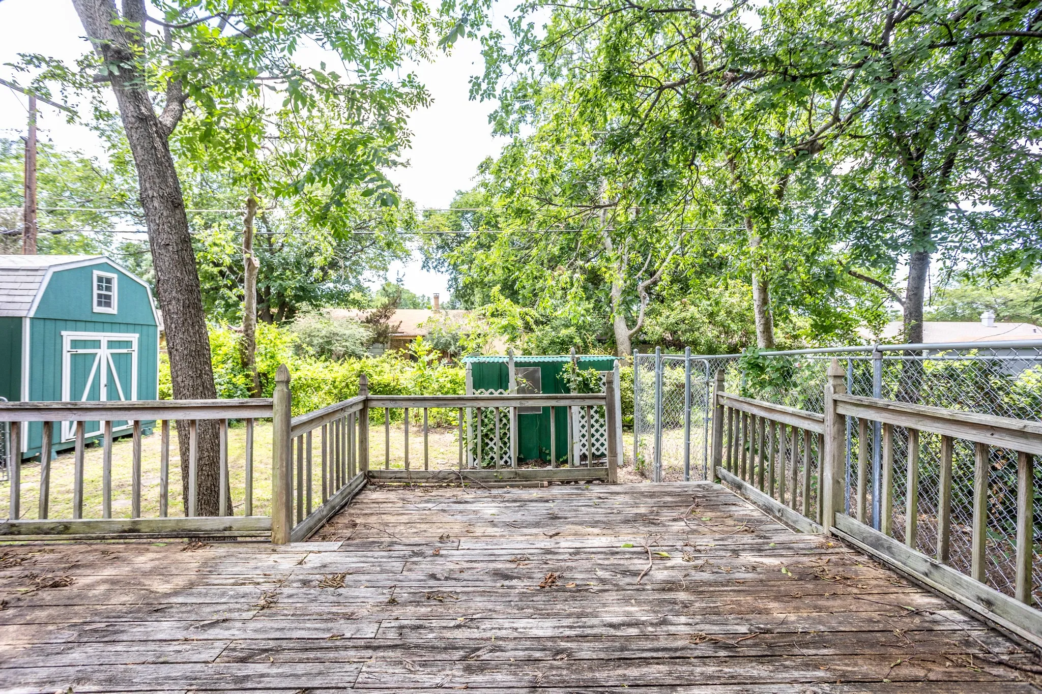 Single Family Residence For Sale in Dallas County , 410 E Mona Avenue, Duncanville, Texas 75137, 3 Bedroom, 2 Bathroom, 2 Garage spaces, 1,374 Sqft, built in 1964, mls#21287301, Real Estate Agent in Duncanville, Homes For Sale in Dallas county, Homes For Sale in Duncanville, Realtor in Duncanville Texas, Real Estate Brokerage Independent Realty Texas, Luminita Cordes Realtor