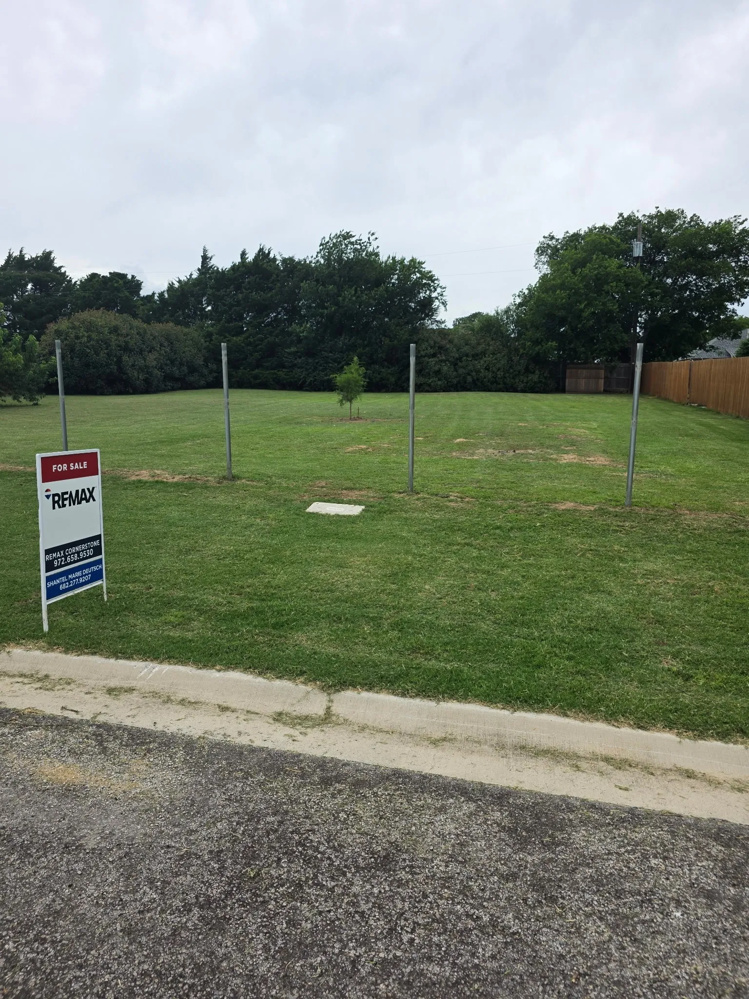 Unimproved Land For Sale in Wise County , 306 Brookfield Drive, Boyd, Texas 76023, 0, 0, Garage spaces, 0 Sqft, built in 0, Price $72,500, mls#21289189, Real Estate Agent in Boyd, Homes For Sale in Wise county, Homes For Sale in Boyd, Realtor in Boyd Texas, Real Estate Brokerage Independent Realty Texas, Luminita Cordes Realtor