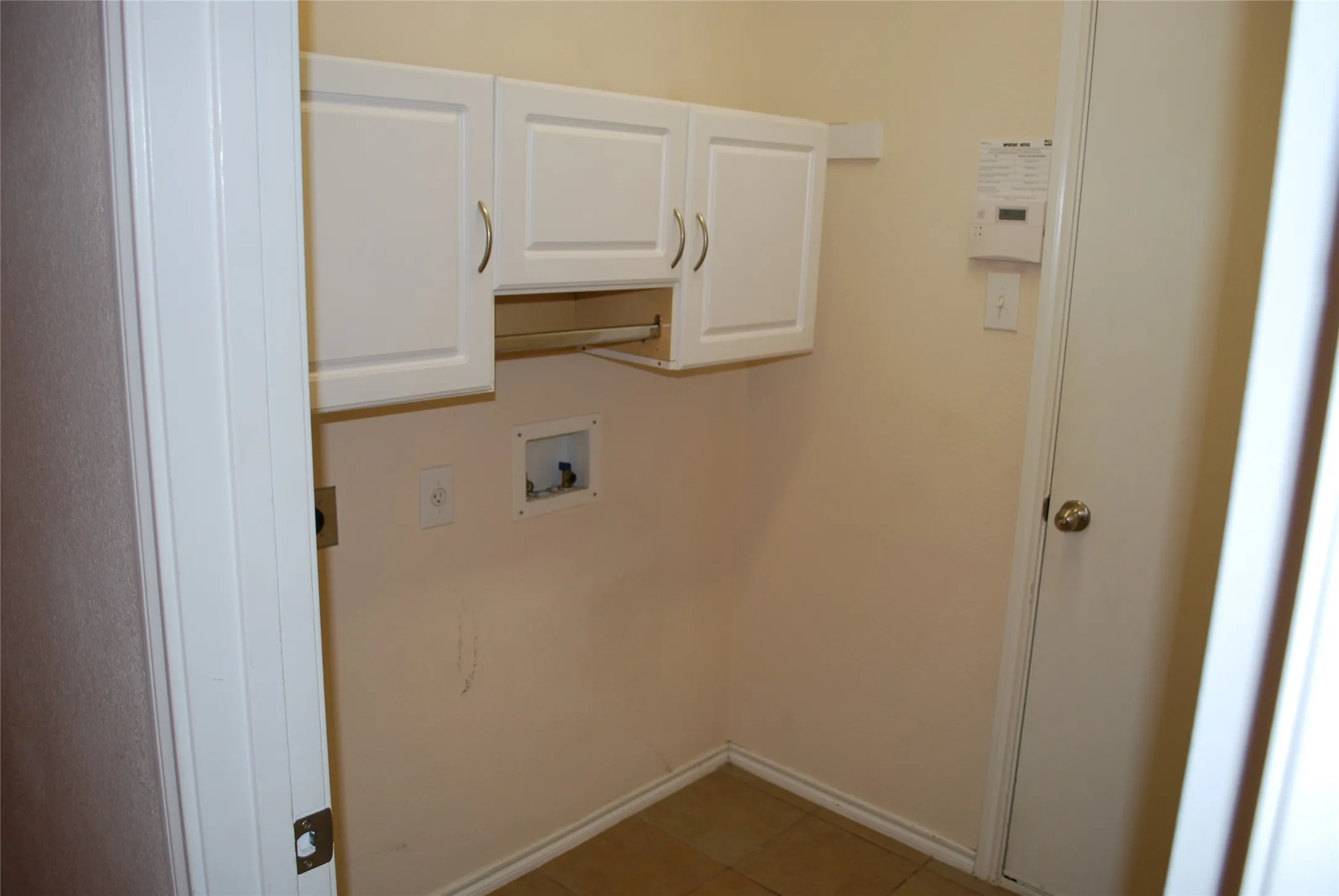 Single Family Residence For Rent in Denton County , 4713 Fox Sedge Lane, Denton, Texas 76208, 3 Bedroom, 2 Bathroom, 2 Garage spaces, 1,885 Sqft, built in 2005, mls#21289199, Real Estate Agent in Denton, Homes For Rent in Denton county, Homes For Rent in Denton, Realtor in Denton Texas, Real Estate Brokerage Independent Realty Texas, Luminita Cordes Realtor