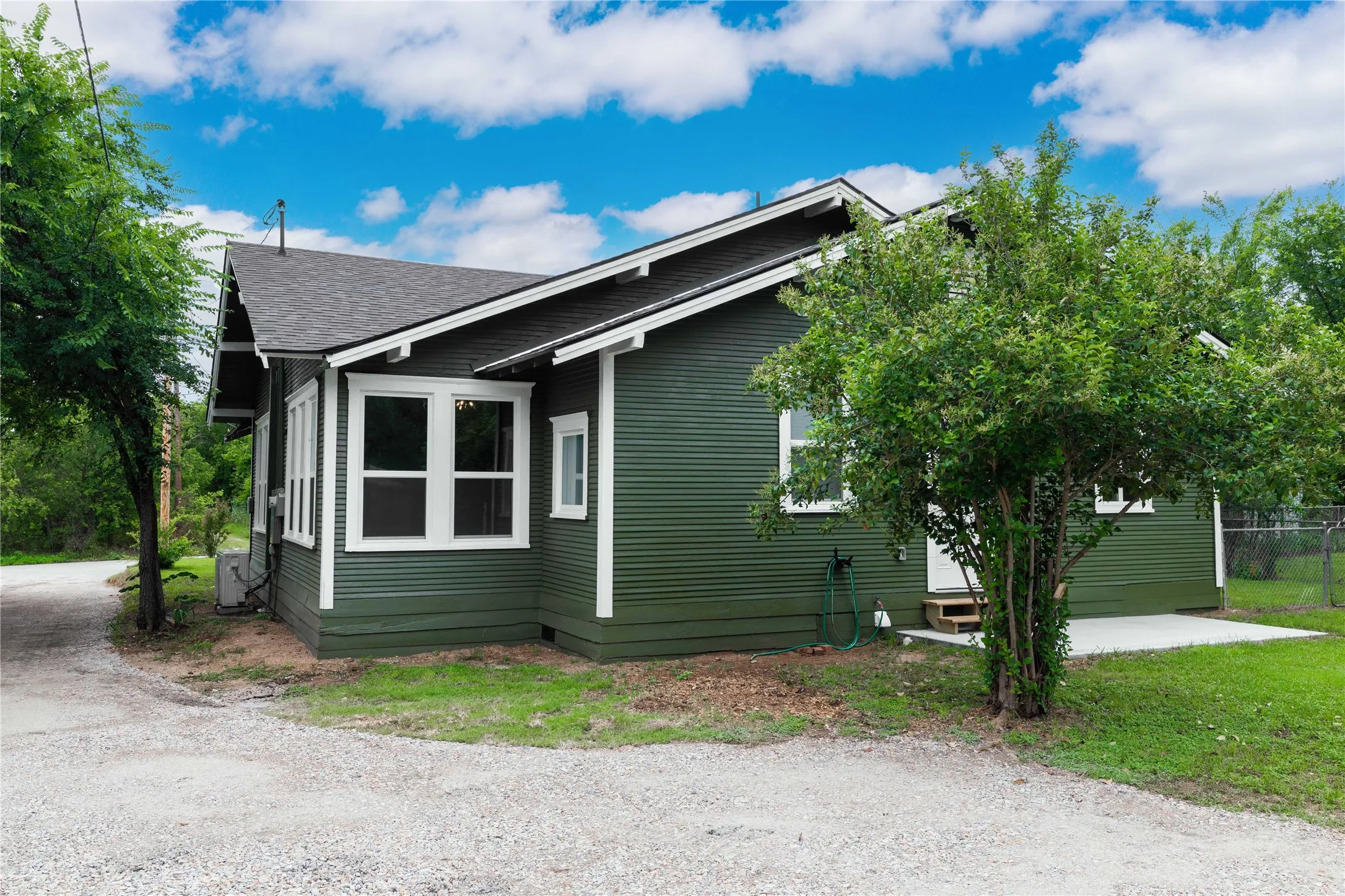 Single Family Residence For Sale in Brown County , 709 Avenue H, Brownwood, Texas 76801, 3 Bedroom, 1 Bathroom, Garage spaces, 1,454 Sqft, built in 0, mls#21288766, Real Estate Agent in Brownwood, Homes For Sale in Brown county, Homes For Sale in Brownwood, Realtor in Brownwood Texas, Real Estate Brokerage Independent Realty Texas, Luminita Cordes Realtor