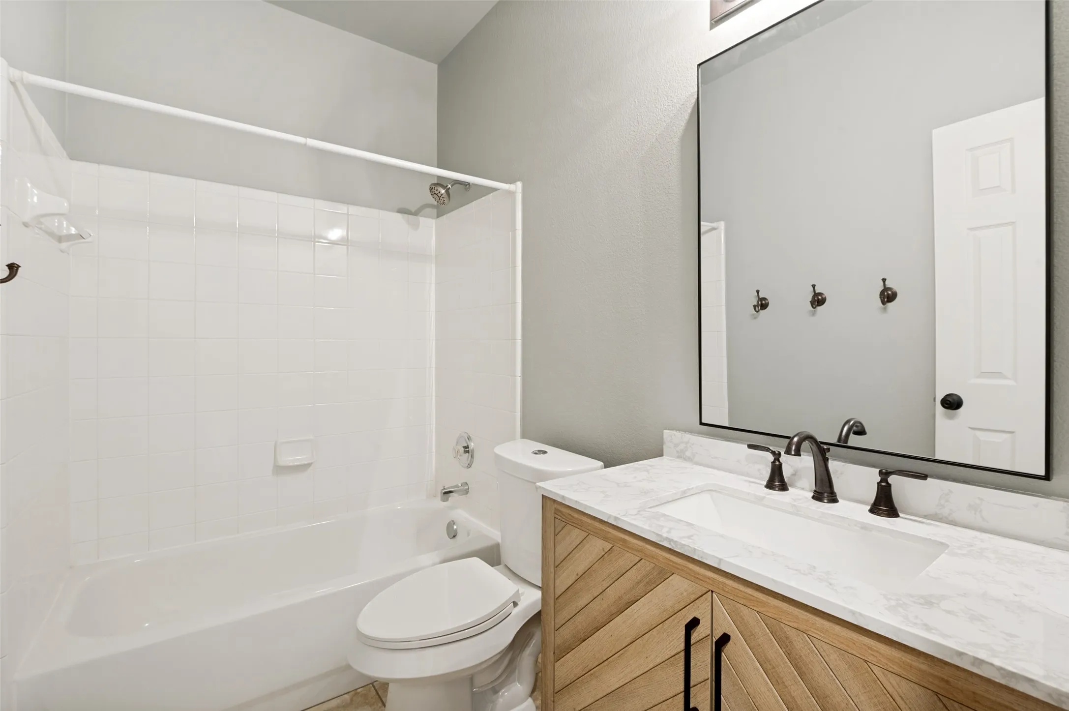 Single Family Residence For Sale in Collin County , 1420 Greenwich Drive, Allen, Texas 75013, 4 Bedroom, 2 Bathroom, 2 Garage spaces, 2,217 Sqft, built in 2003, mls#21283747, Real Estate Agent in Allen, Homes For Sale in Collin county, Homes For Sale in Allen, Realtor in Allen Texas, Real Estate Brokerage Independent Realty Texas, Luminita Cordes Realtor