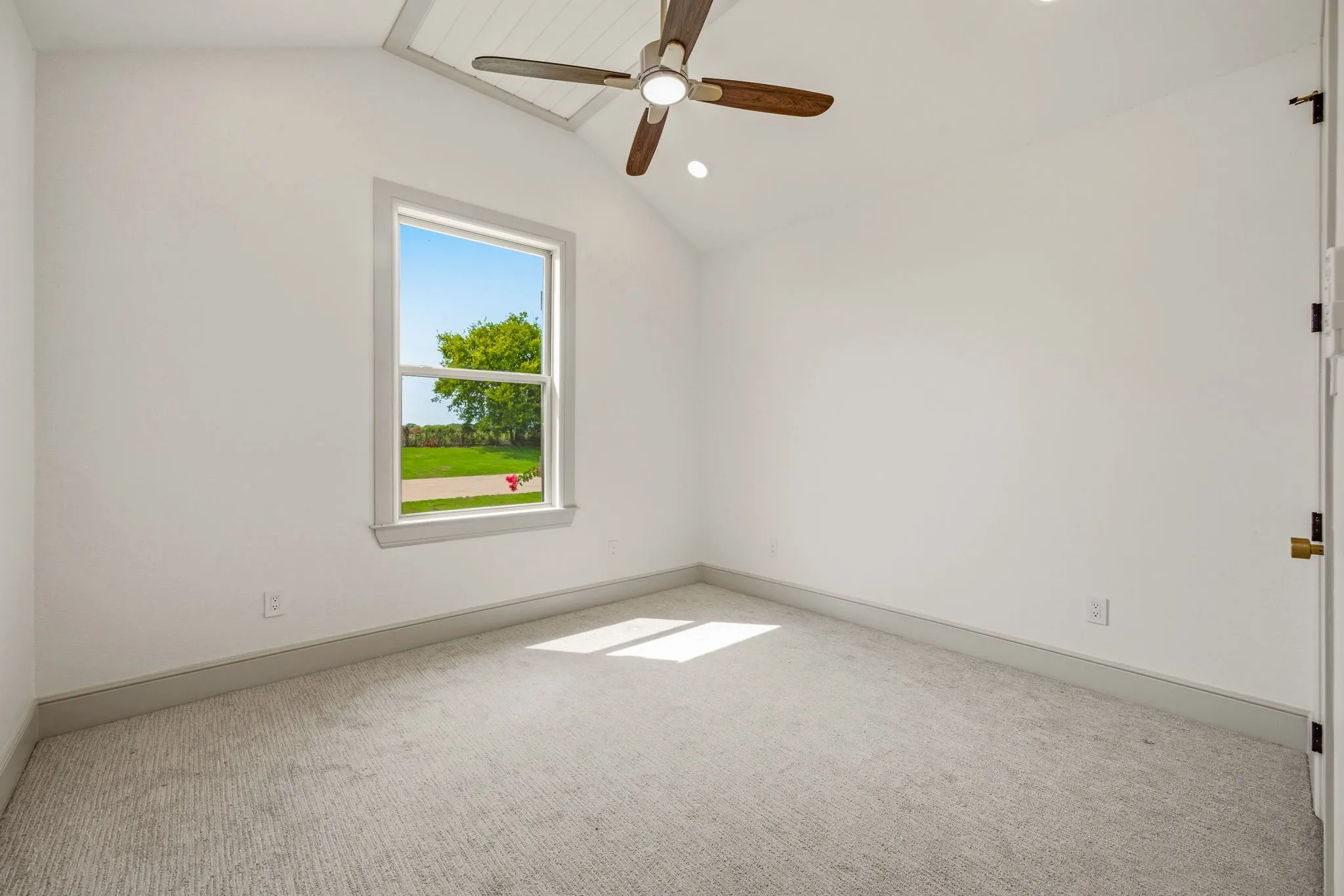 Single Family Residence For Sale in Somervell County , 101 Eagle Court, Glen Rose, Texas 76077, 4 Bedrooms, 3 Bathrooms, 3 Garage spaces, 2,550 Sqft, built in 2026, Price $680,000, mls#21287749, Real Estate Agent in Glen Rose, Homes For Sale in Somervell county, Homes For Sale in Glen Rose, Realtor in Glen Rose Texas, Real Estate Brokerage Independent Realty Texas, Luminita Cordes Realtor
