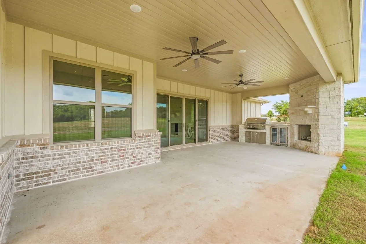 Single Family Residence For Sale in Somervell County , 101 Eagle Court, Glen Rose, Texas 76077, 4 Bedrooms, 3 Bathrooms, 3 Garage spaces, 2,550 Sqft, built in 2026, Price $680,000, mls#21287749, Real Estate Agent in Glen Rose, Homes For Sale in Somervell county, Homes For Sale in Glen Rose, Realtor in Glen Rose Texas, Real Estate Brokerage Independent Realty Texas, Luminita Cordes Realtor