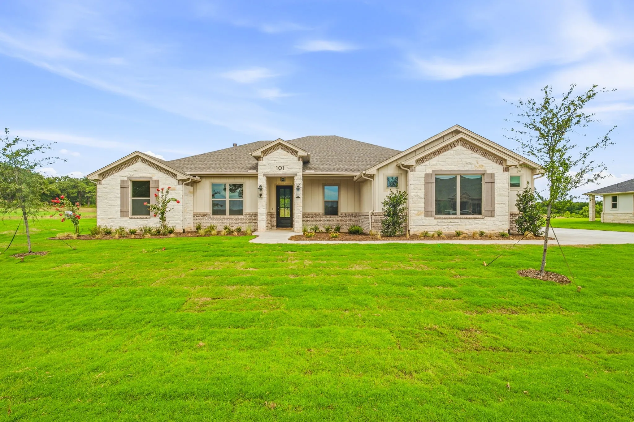 Single Family Residence For Sale in Somervell County , 101 Eagle Court, Glen Rose, Texas 76077, 4 Bedrooms, 3 Bathrooms, 3 Garage spaces, 2,550 Sqft, built in 2026, Price $680,000, mls#21287749, Real Estate Agent in Glen Rose, Homes For Sale in Somervell county, Homes For Sale in Glen Rose, Realtor in Glen Rose Texas, Real Estate Brokerage Independent Realty Texas, Luminita Cordes Realtor