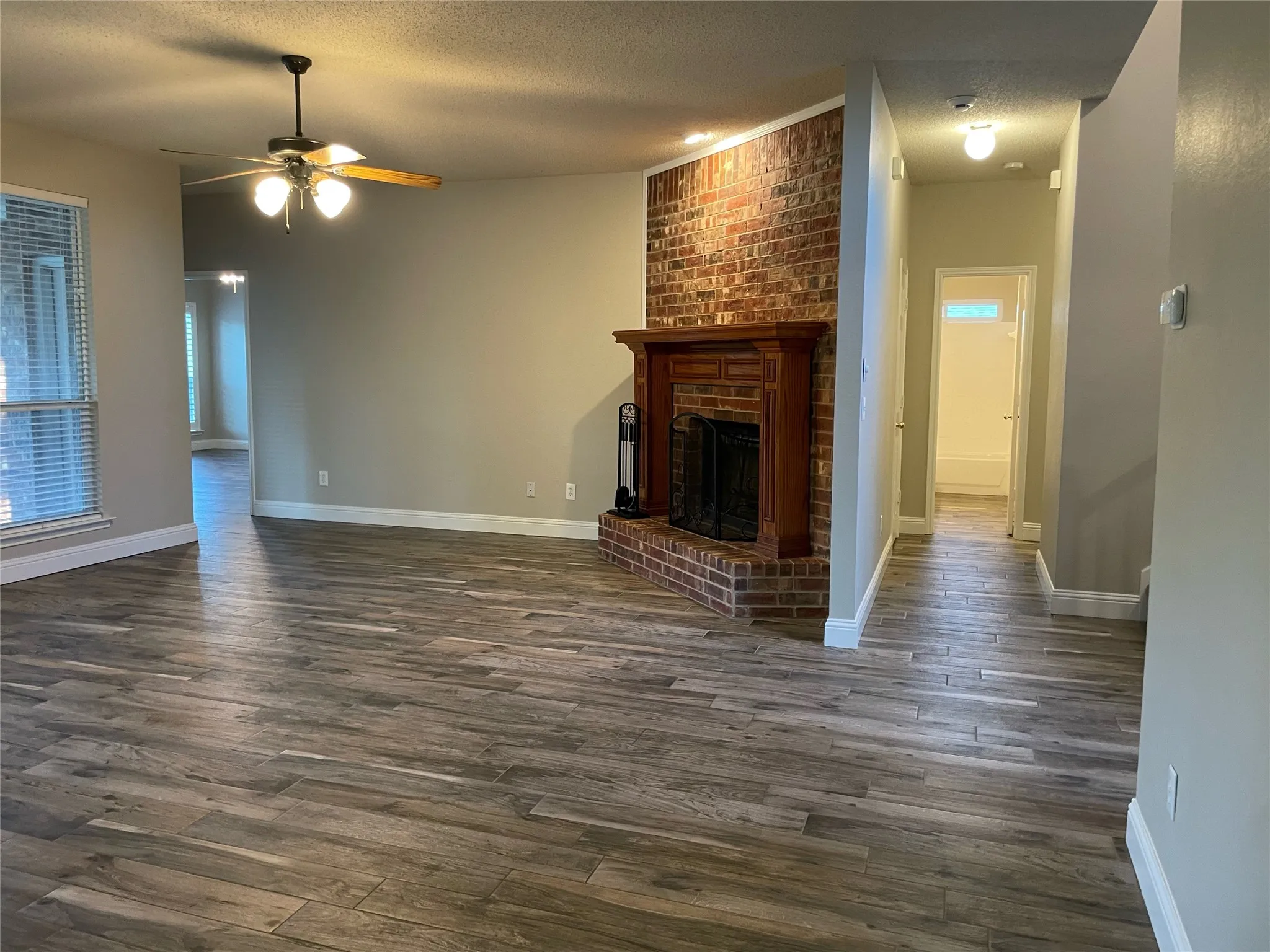 Single Family Residence For Rent in Collin County , 1614 N Timber Brook Drive, Wylie, Texas 75098, 4 Bedroom, 3 Bathroom, 2 Garage spaces, 2,846 Sqft, built in 2003, mls#21286874, Real Estate Agent in Wylie, Homes For Rent in Collin county, Homes For Rent in Wylie, Realtor in Wylie Texas, Real Estate Brokerage Independent Realty Texas, Luminita Cordes Realtor