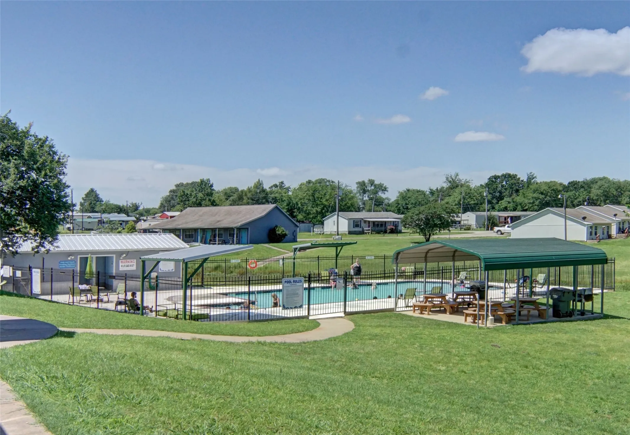 Single Family Residence For Sale in Wood County , 187 Shawnee, Quitman, Texas 75783, 3 Bedroom, 2 Bathroom, 6 Garage spaces, 1,952 Sqft, built in 2019, mls#21289052, Real Estate Agent in Quitman, Homes For Sale in Wood county, Homes For Sale in Quitman, Realtor in Quitman Texas, Real Estate Brokerage Independent Realty Texas, Luminita Cordes Realtor