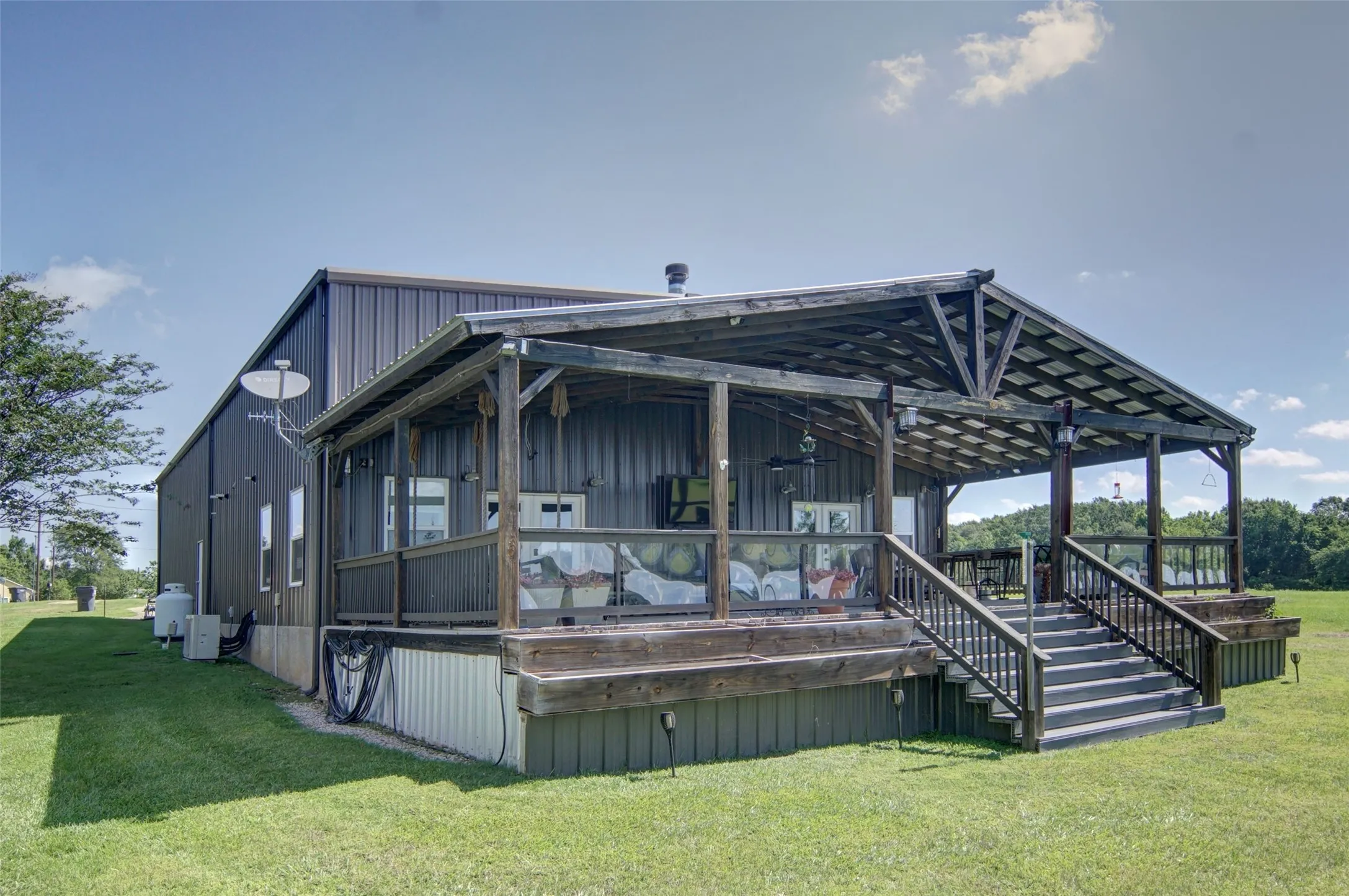 Single Family Residence For Sale in Wood County , 187 Shawnee, Quitman, Texas 75783, 3 Bedroom, 2 Bathroom, 6 Garage spaces, 1,952 Sqft, built in 2019, mls#21289052, Real Estate Agent in Quitman, Homes For Sale in Wood county, Homes For Sale in Quitman, Realtor in Quitman Texas, Real Estate Brokerage Independent Realty Texas, Luminita Cordes Realtor