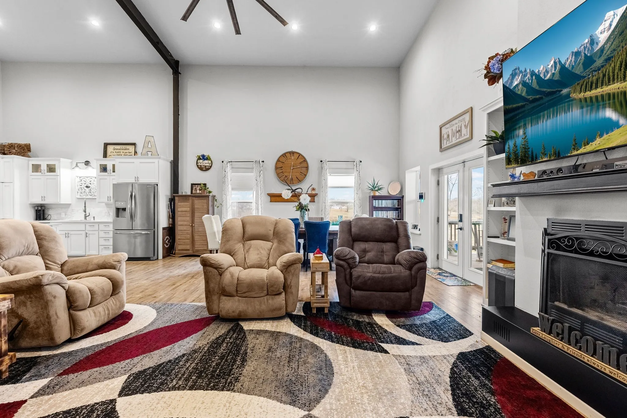Single Family Residence For Sale in Wood County , 187 Shawnee, Quitman, Texas 75783, 3 Bedroom, 2 Bathroom, 6 Garage spaces, 1,952 Sqft, built in 2019, mls#21289052, Real Estate Agent in Quitman, Homes For Sale in Wood county, Homes For Sale in Quitman, Realtor in Quitman Texas, Real Estate Brokerage Independent Realty Texas, Luminita Cordes Realtor
