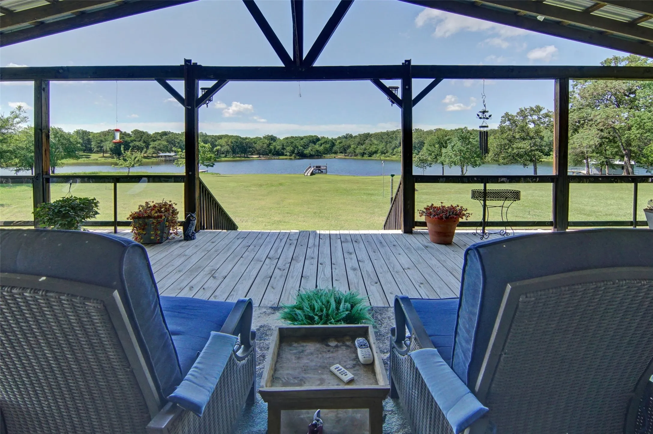 Single Family Residence For Sale in Wood County , 187 Shawnee, Quitman, Texas 75783, 3 Bedroom, 2 Bathroom, 6 Garage spaces, 1,952 Sqft, built in 2019, mls#21289052, Real Estate Agent in Quitman, Homes For Sale in Wood county, Homes For Sale in Quitman, Realtor in Quitman Texas, Real Estate Brokerage Independent Realty Texas, Luminita Cordes Realtor