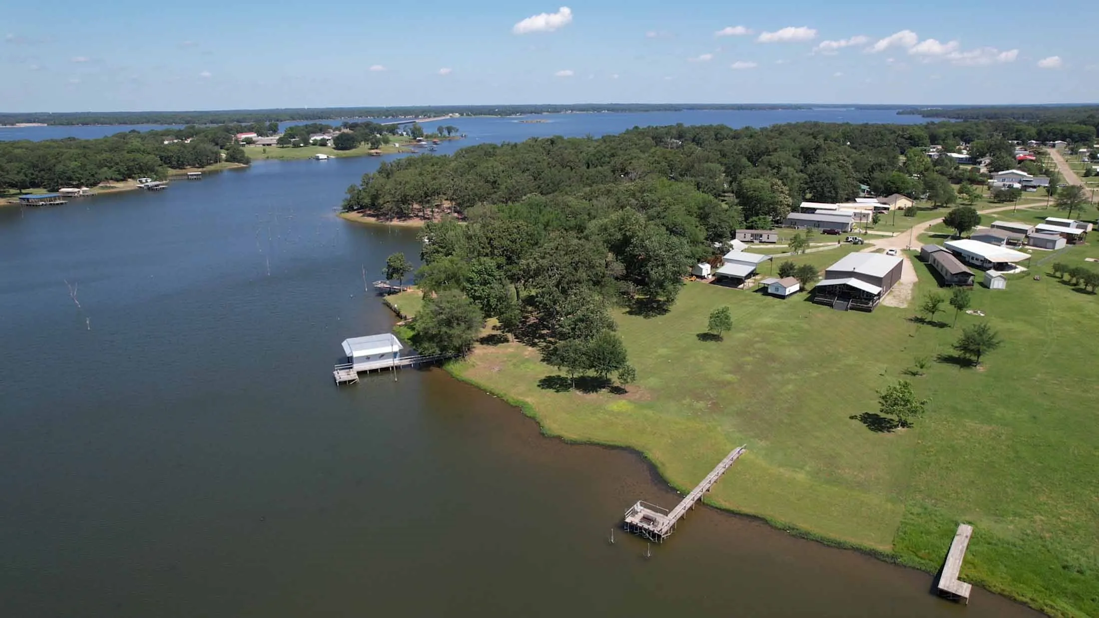 Single Family Residence For Sale in Wood County , 187 Shawnee, Quitman, Texas 75783, 3 Bedroom, 2 Bathroom, 6 Garage spaces, 1,952 Sqft, built in 2019, mls#21289052, Real Estate Agent in Quitman, Homes For Sale in Wood county, Homes For Sale in Quitman, Realtor in Quitman Texas, Real Estate Brokerage Independent Realty Texas, Luminita Cordes Realtor