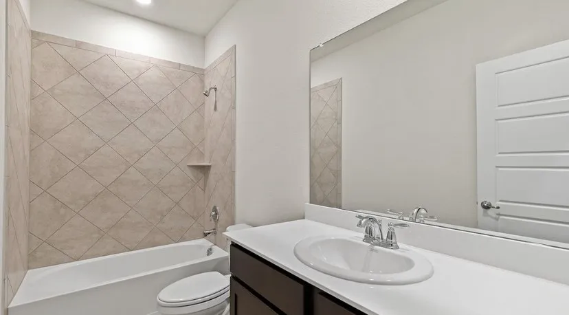 Single Family Residence For Rent in Denton County , 2344 Opaline Drive, Little Elm, Texas 76227, 3 Bedroom, 2 Bathroom, 2 Garage spaces, 1,523 Sqft, built in 2020, mls#21287536, Real Estate Agent in Little Elm, Homes For Rent in Denton county, Homes For Rent in Little Elm, Realtor in Little Elm Texas, Real Estate Brokerage Independent Realty Texas, Luminita Cordes Realtor