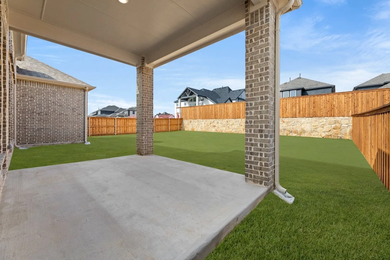 Single Family Residence For Sale in Collin County , 2628 Warm Springs Lane, Celina, Texas 75009, 4 Bedroom, 4 Bathroom, 2 Garage spaces, 3,226 Sqft, built in 2025, mls#21289272, Real Estate Agent in Celina, Homes For Sale in Collin county, Homes For Sale in Celina, Realtor in Celina Texas, Real Estate Brokerage Independent Realty Texas, Luminita Cordes Realtor