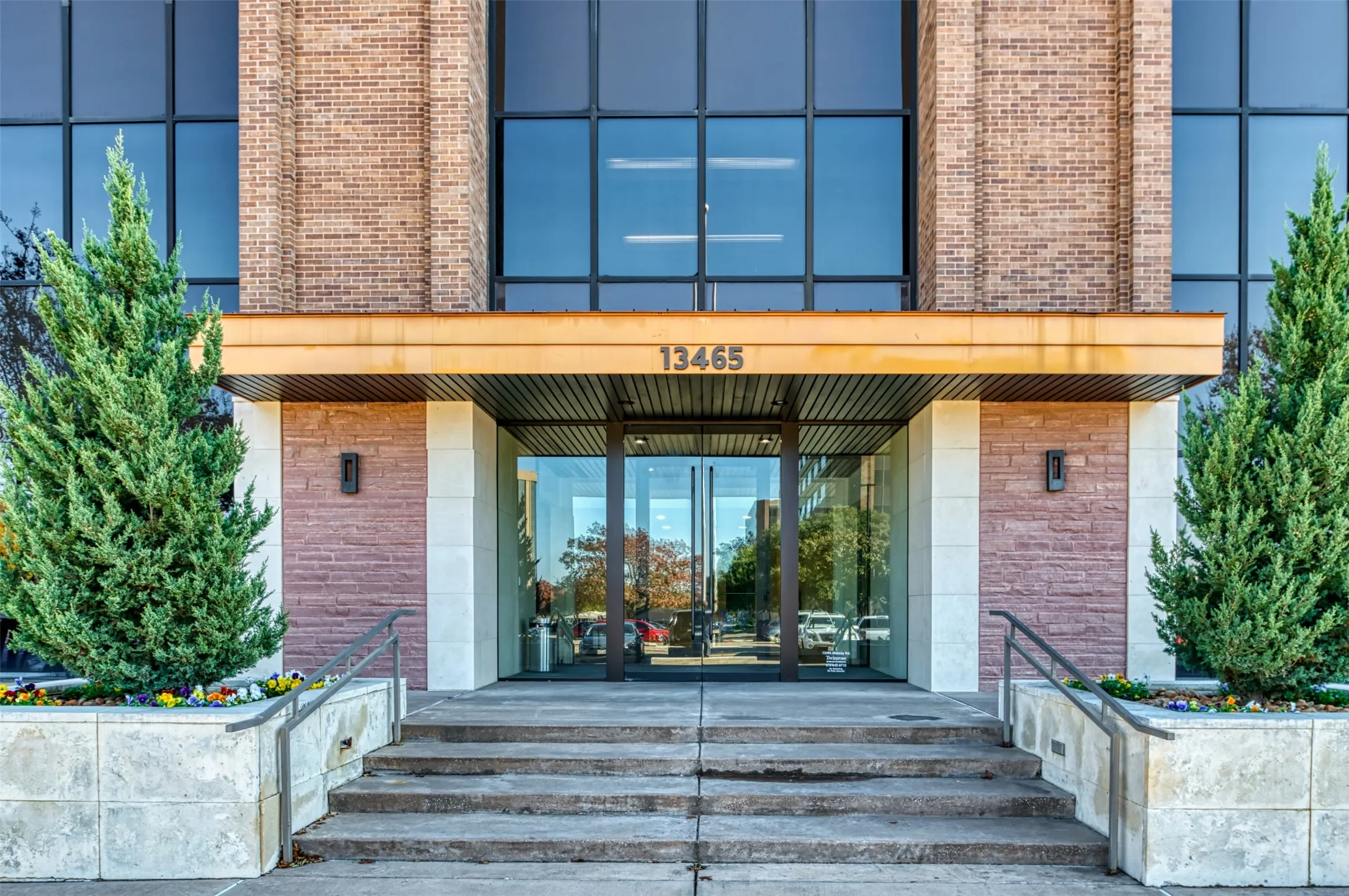 Office For Rent in Dallas County , 13465 Midway Road 204, Farmers Branch, Texas 75244, 0, 0, Garage spaces, 0 Sqft, built in 1981, mls#21289311, Real Estate Agent in Farmers Branch, Homes For Rent in Dallas county, Homes For Rent in Farmers Branch, Realtor in Farmers Branch Texas, Real Estate Brokerage Independent Realty Texas, Luminita Cordes Realtor