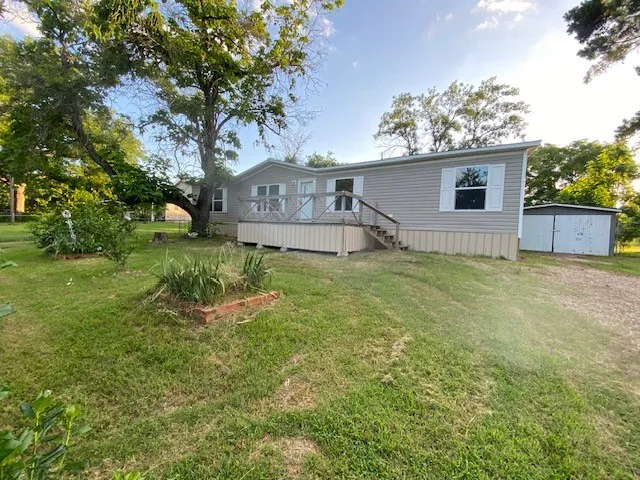 Mobile Home For Sale in Fannin County , 111 Pine Street, Ravenna, Texas 75476, 4 Bedroom, 2 Bathroom, 2 Garage spaces, 1,568 Sqft, built in 2023, mls#21289338, Real Estate Agent in Ravenna, Homes For Sale in Fannin county, Homes For Sale in Ravenna, Realtor in Ravenna Texas, Real Estate Brokerage Independent Realty Texas, Luminita Cordes Realtor