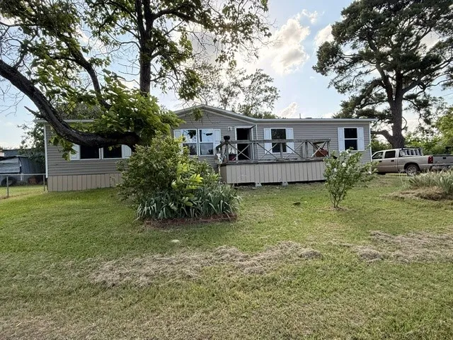 Mobile Home For Sale in Fannin County , 111 Pine Street, Ravenna, Texas 75476, 4 Bedroom, 2 Bathroom, 2 Garage spaces, 1,568 Sqft, built in 2023, mls#21289338, Real Estate Agent in Ravenna, Homes For Sale in Fannin county, Homes For Sale in Ravenna, Realtor in Ravenna Texas, Real Estate Brokerage Independent Realty Texas, Luminita Cordes Realtor