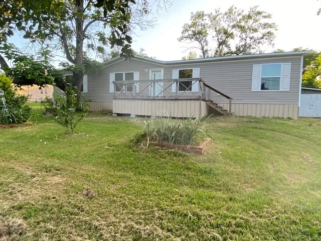 Mobile Home For Sale in Fannin County , 111 Pine Street, Ravenna, Texas 75476, 4 Bedroom, 2 Bathroom, 2 Garage spaces, 1,568 Sqft, built in 2023, mls#21289338, Real Estate Agent in Ravenna, Homes For Sale in Fannin county, Homes For Sale in Ravenna, Realtor in Ravenna Texas, Real Estate Brokerage Independent Realty Texas, Luminita Cordes Realtor