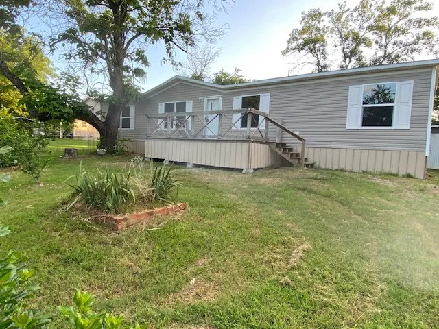 Mobile Home For Sale in Fannin County , 111 Pine Street, Ravenna, Texas 75476, 4 Bedroom, 2 Bathroom, 2 Garage spaces, 1,568 Sqft, built in 2023, mls#21289338, Real Estate Agent in Ravenna, Homes For Sale in Fannin county, Homes For Sale in Ravenna, Realtor in Ravenna Texas, Real Estate Brokerage Independent Realty Texas, Luminita Cordes Realtor