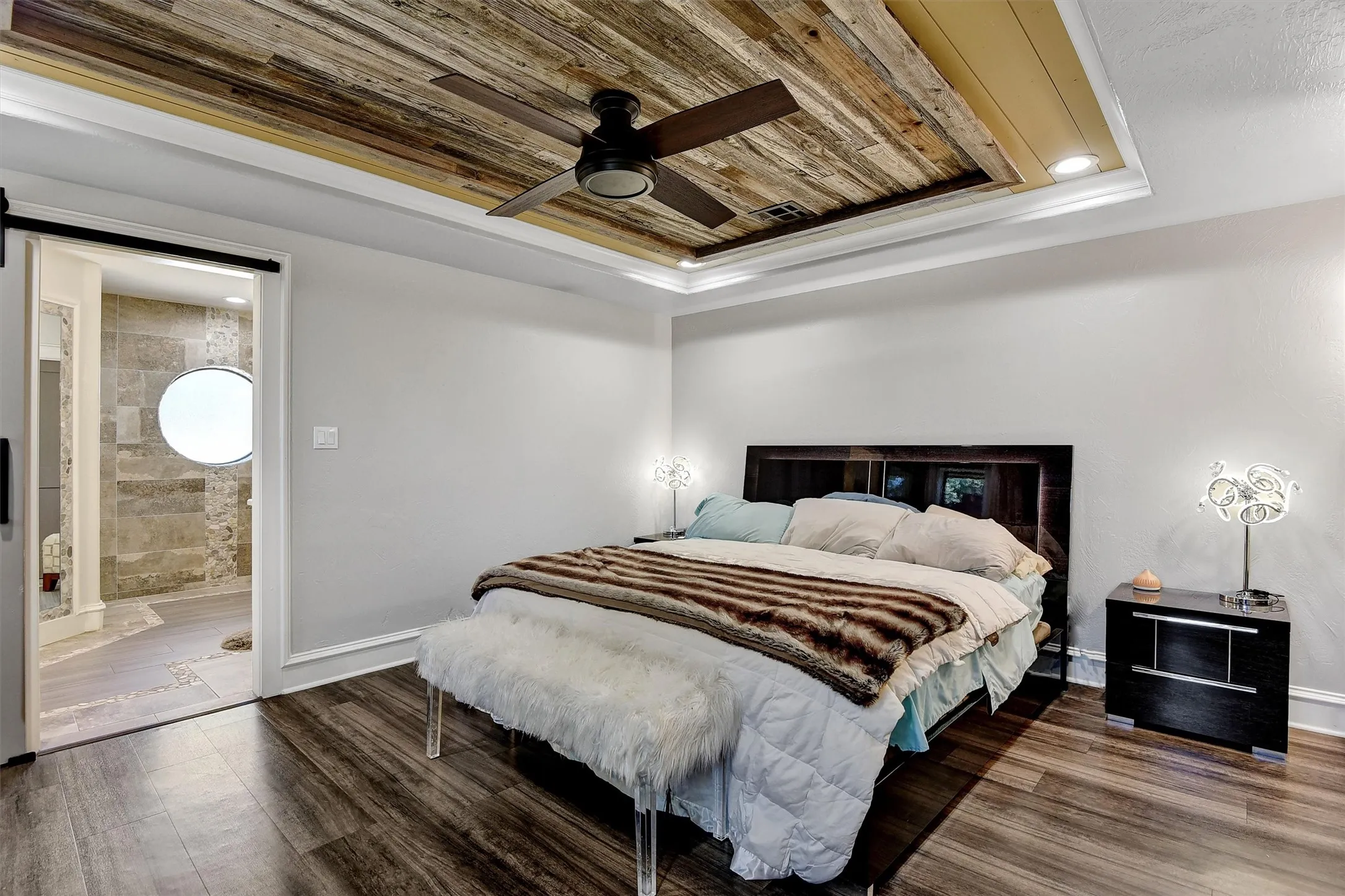 Single Family Residence For Sale in Grayson County , 167 Randell Terrace Drive, Denison, Texas 75020, 4 Bedroom, 3 Bathroom, 2 Garage spaces, 2,410 Sqft, built in 1987, Price $589,000, mls#21281482, Real Estate Agent in Denison, Homes For Sale in Grayson county, Homes For Sale in Denison, Realtor in Denison Texas, Real Estate Brokerage Independent Realty Texas, Luminita Cordes Realtor