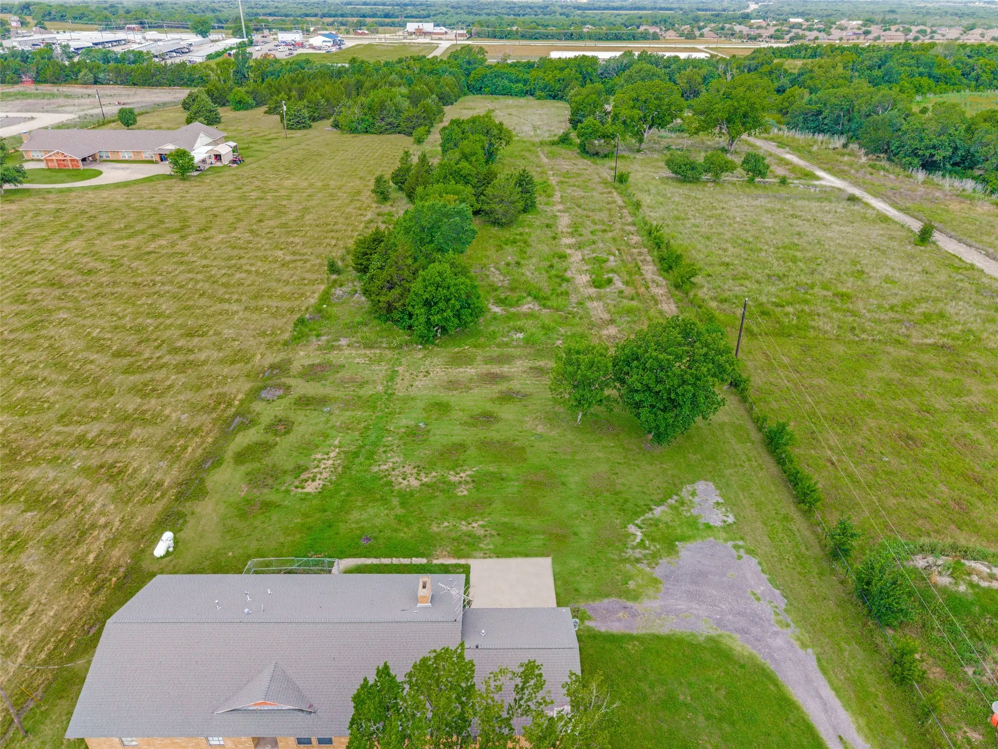 Unimproved Land For Sale in Collin County , 10338 County Road 484, Lavon, Texas 75166, 0, 0, Garage spaces, 0 Sqft, built in 1975, mls#21280803, Real Estate Agent in Lavon, Homes For Sale in Collin county, Homes For Sale in Lavon, Realtor in Lavon Texas, Real Estate Brokerage Independent Realty Texas, Luminita Cordes Realtor