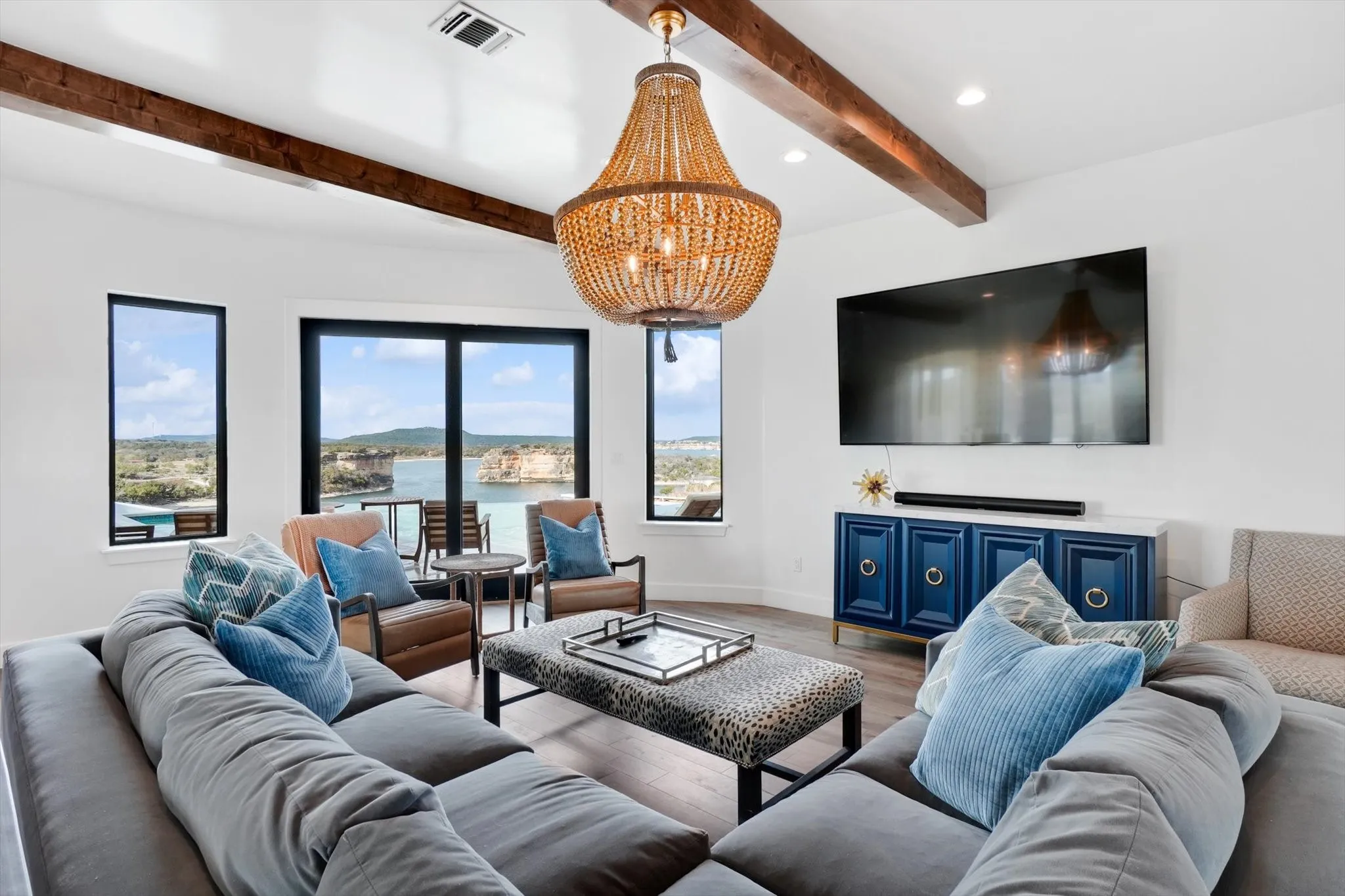 Single Family Residence For Sale in Palo Pinto County , 7077 W Hells Gate Drive, Strawn, Texas 76475, 4 Bedroom, 6 Bathroom, 3 Garage spaces, 3,920 Sqft, built in 2021, mls#21287302, Real Estate Agent in Strawn, Homes For Sale in Palo Pinto county, Homes For Sale in Strawn, Realtor in Strawn Texas, Real Estate Brokerage Independent Realty Texas, Luminita Cordes Realtor