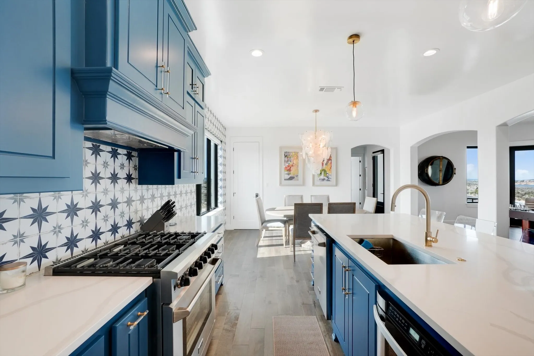 Single Family Residence For Sale in Palo Pinto County , 7077 W Hells Gate Drive, Strawn, Texas 76475, 4 Bedroom, 6 Bathroom, 3 Garage spaces, 3,920 Sqft, built in 2021, mls#21287302, Real Estate Agent in Strawn, Homes For Sale in Palo Pinto county, Homes For Sale in Strawn, Realtor in Strawn Texas, Real Estate Brokerage Independent Realty Texas, Luminita Cordes Realtor