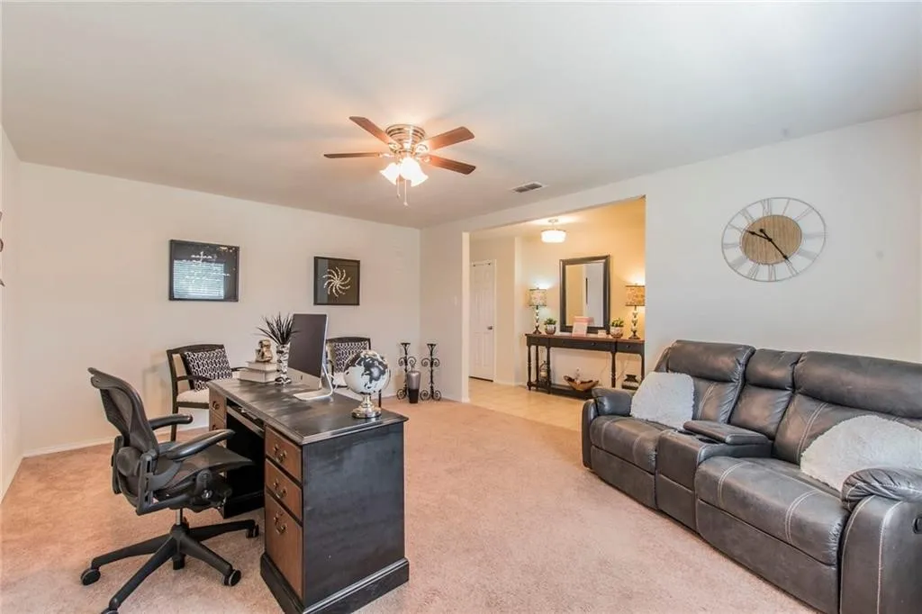 Single Family Residence For Rent in Collin County , 3007 Hickory Ridge, Melissa, Texas 75454, 3 Bedroom, 2 Bathroom, 2 Garage spaces, 1,948 Sqft, built in 2015, Price $2,075, mls#21289394, Real Estate Agent in Melissa, Homes For Rent in Collin county, Homes For Rent in Melissa, Realtor in Melissa Texas, Real Estate Brokerage Independent Realty Texas, Luminita Cordes Realtor