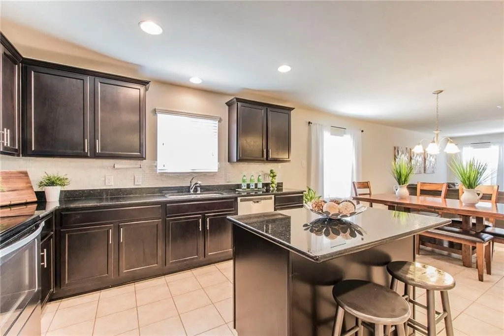 Single Family Residence For Rent in Collin County , 3007 Hickory Ridge, Melissa, Texas 75454, 3 Bedroom, 2 Bathroom, 2 Garage spaces, 1,948 Sqft, built in 2015, Price $2,075, mls#21289394, Real Estate Agent in Melissa, Homes For Rent in Collin county, Homes For Rent in Melissa, Realtor in Melissa Texas, Real Estate Brokerage Independent Realty Texas, Luminita Cordes Realtor