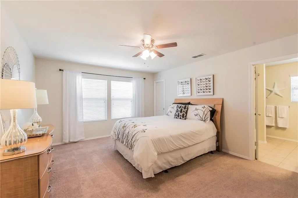Single Family Residence For Rent in Collin County , 3007 Hickory Ridge, Melissa, Texas 75454, 3 Bedroom, 2 Bathroom, 2 Garage spaces, 1,948 Sqft, built in 2015, Price $2,075, mls#21289394, Real Estate Agent in Melissa, Homes For Rent in Collin county, Homes For Rent in Melissa, Realtor in Melissa Texas, Real Estate Brokerage Independent Realty Texas, Luminita Cordes Realtor