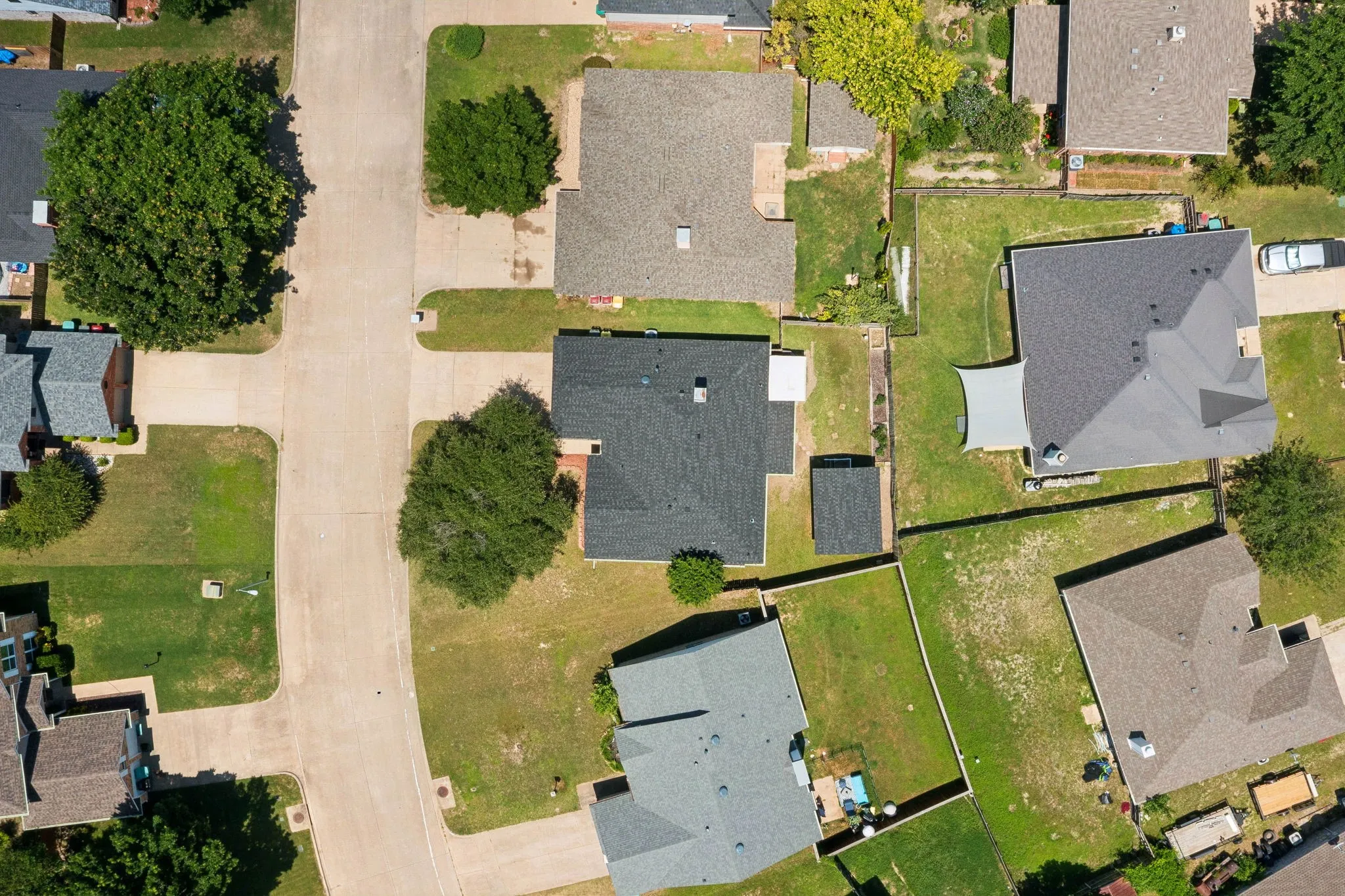 Single Family Residence For Sale in Grayson County , 1909 Timberline Lane, Sherman, Texas 75092, 3 Bedroom, 2 Bathroom, 2 Garage spaces, 1,361 Sqft, built in 1990, mls#21285103, Real Estate Agent in Sherman, Homes For Sale in Grayson county, Homes For Sale in Sherman, Realtor in Sherman Texas, Real Estate Brokerage Independent Realty Texas, Luminita Cordes Realtor