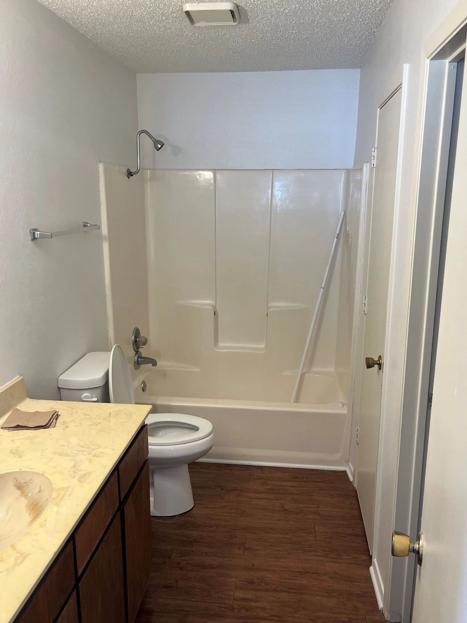 Duplex For Sale in Denton County , 3321 FALLMEADOW Street 3321 & 3323, Denton, Texas 76207, 4 Bedroom, 2 Bathroom, Garage spaces, 0 Sqft, built in 1982, mls#21289418, Real Estate Agent in Denton, Homes For Sale in Denton county, Homes For Sale in Denton, Realtor in Denton Texas, Real Estate Brokerage Independent Realty Texas, Luminita Cordes Realtor