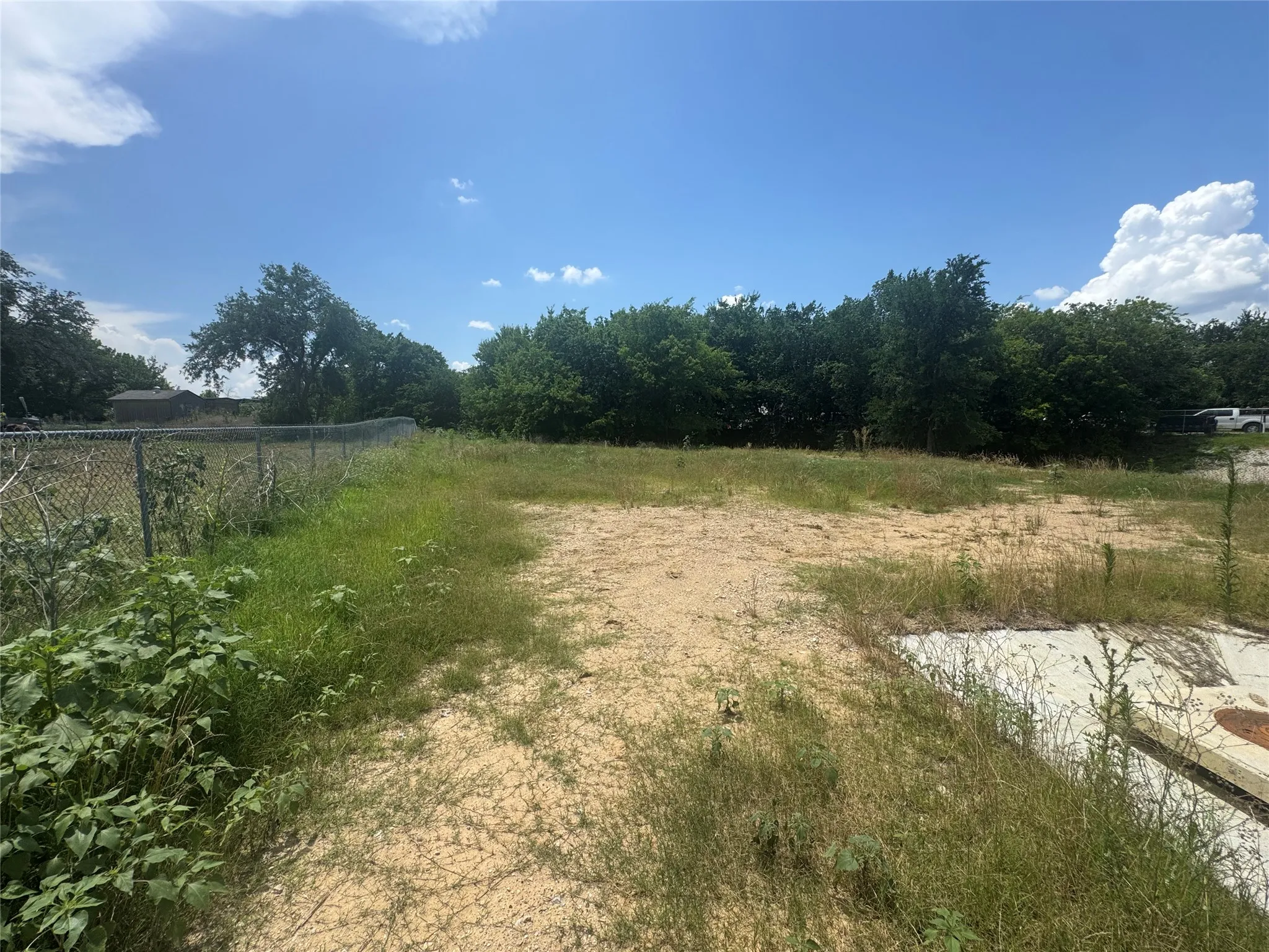 Unimproved Land For Sale in Tarrant County , 5060 Trentman Street, Fort Worth, Texas 76119, 0, 0, Garage spaces, 0 Sqft, built in 0, mls#21288419, Real Estate Agent in Fort Worth, Homes For Sale in Tarrant county, Homes For Sale in Fort Worth, Realtor in Fort Worth Texas, Real Estate Brokerage Independent Realty Texas, Luminita Cordes Realtor