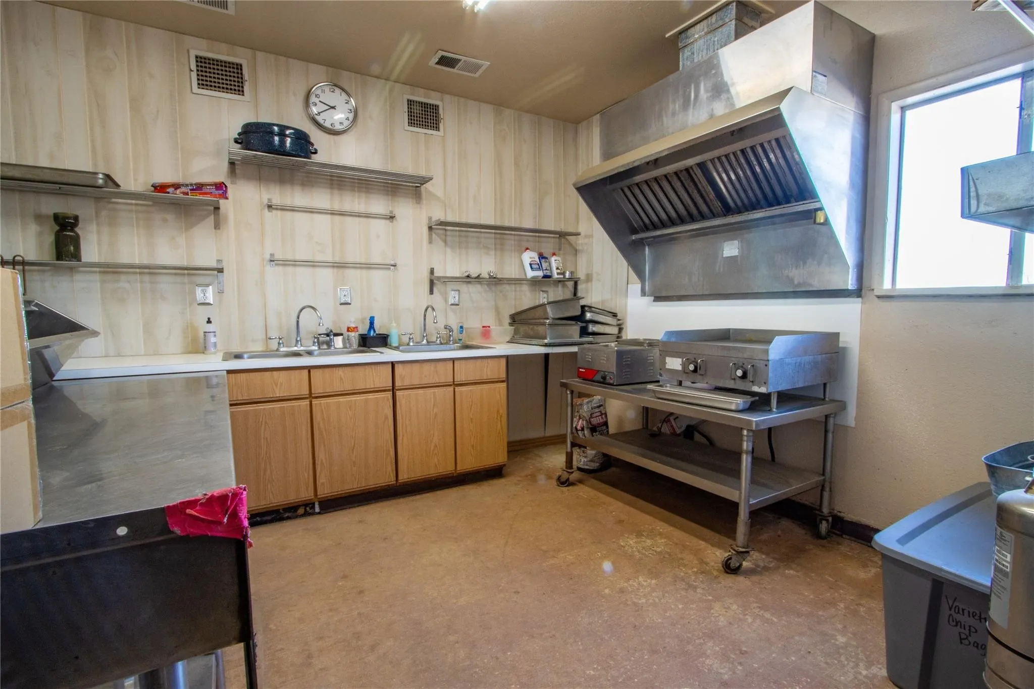 Farm For Sale in Wise County , 7206 FM 51, Boyd, Texas 76023, 6 Bedroom, 3 Bathroom, Garage spaces, 2,625 Sqft, built in 2024, mls#21287220, Real Estate Agent in Boyd, Homes For Sale in Wise county, Homes For Sale in Boyd, Realtor in Boyd Texas, Real Estate Brokerage Independent Realty Texas, Luminita Cordes Realtor